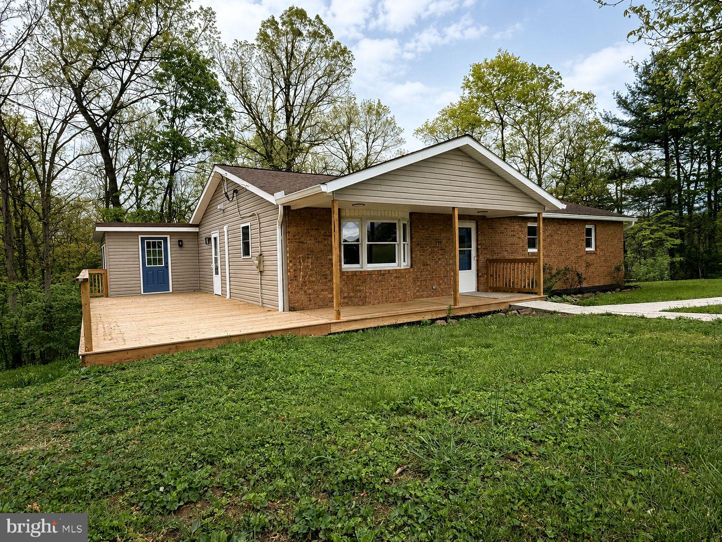 2111 BLACK OAK