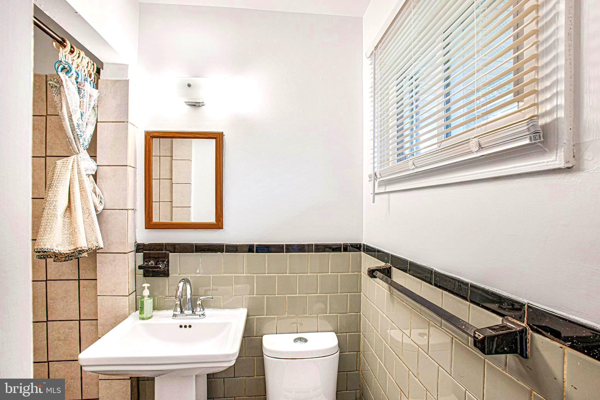 BELTSVILLE HEIGHTS - Residential Lease