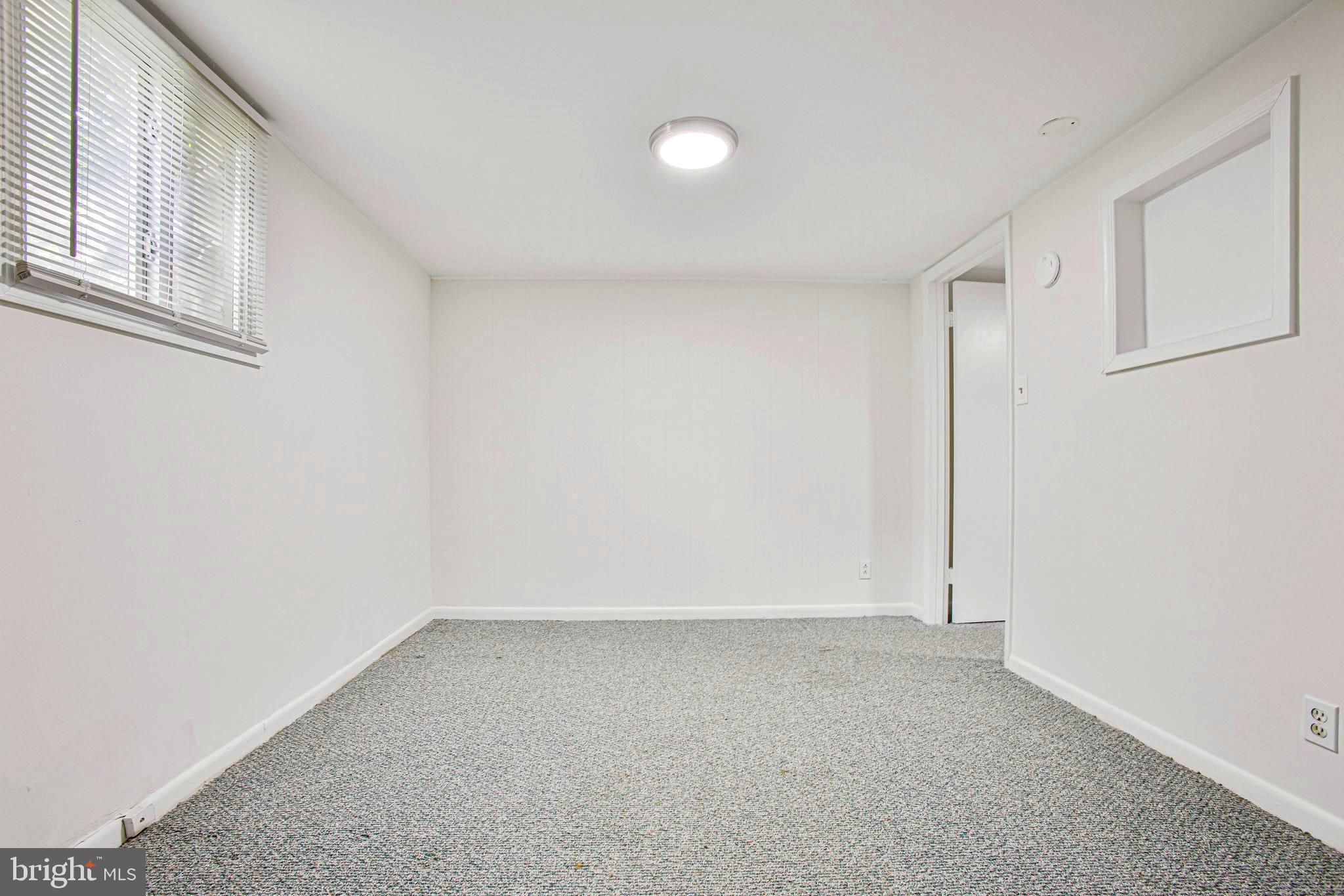 BELTSVILLE HEIGHTS - Residential Lease