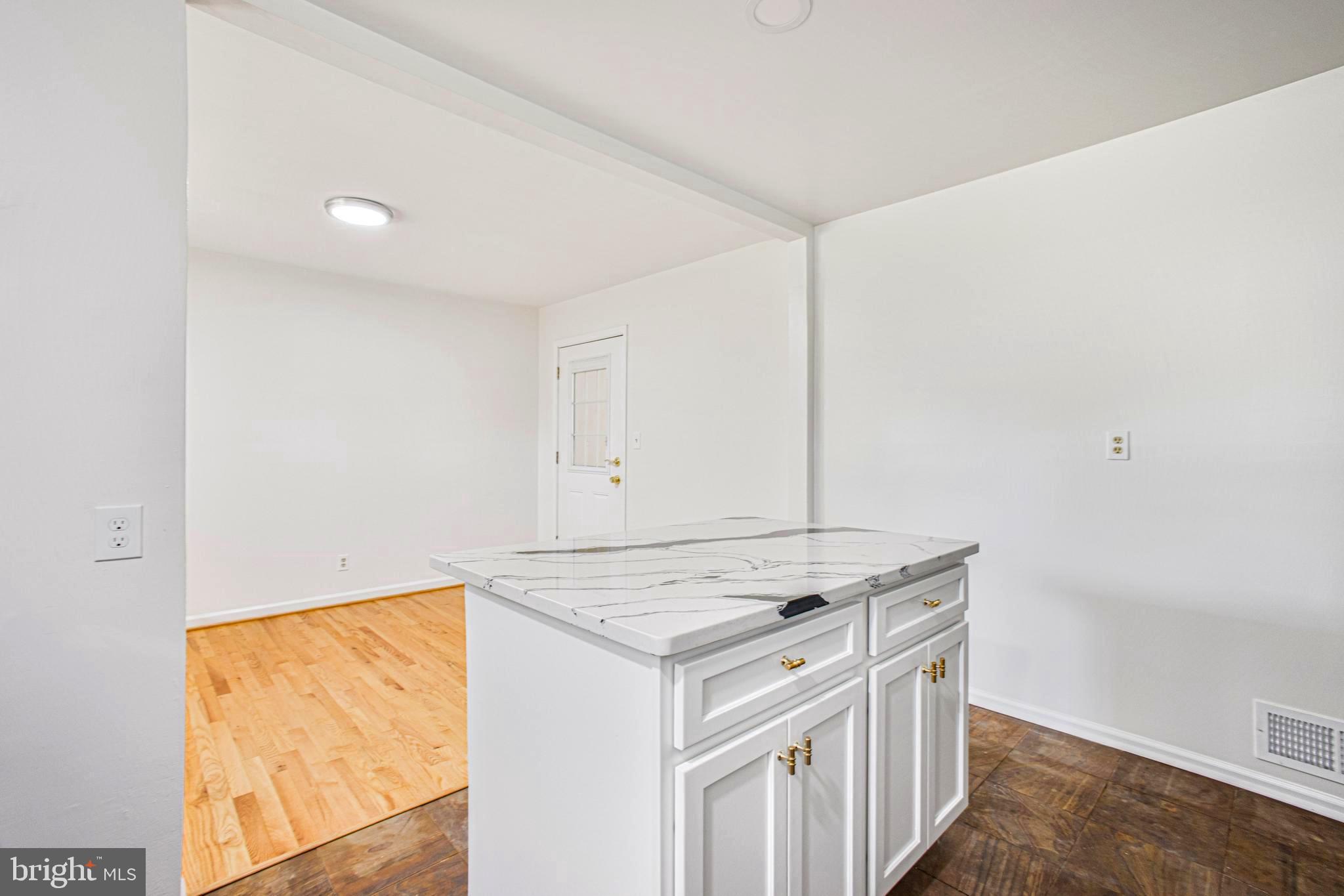 BELTSVILLE HEIGHTS - Residential Lease