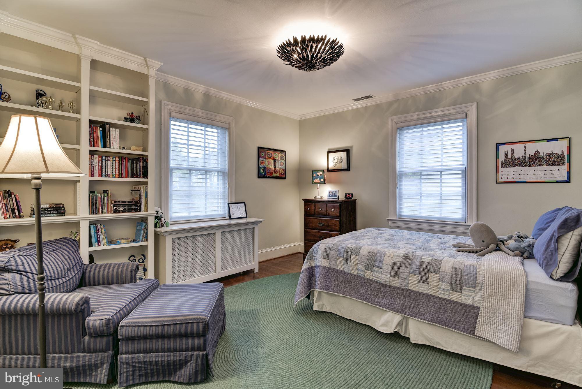 CHEVY CHASE - Residential