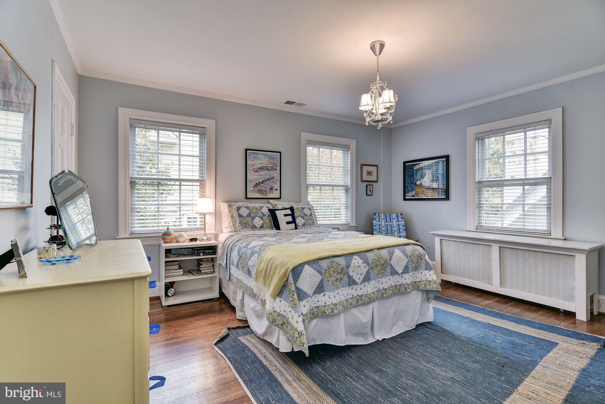 CHEVY CHASE - Residential