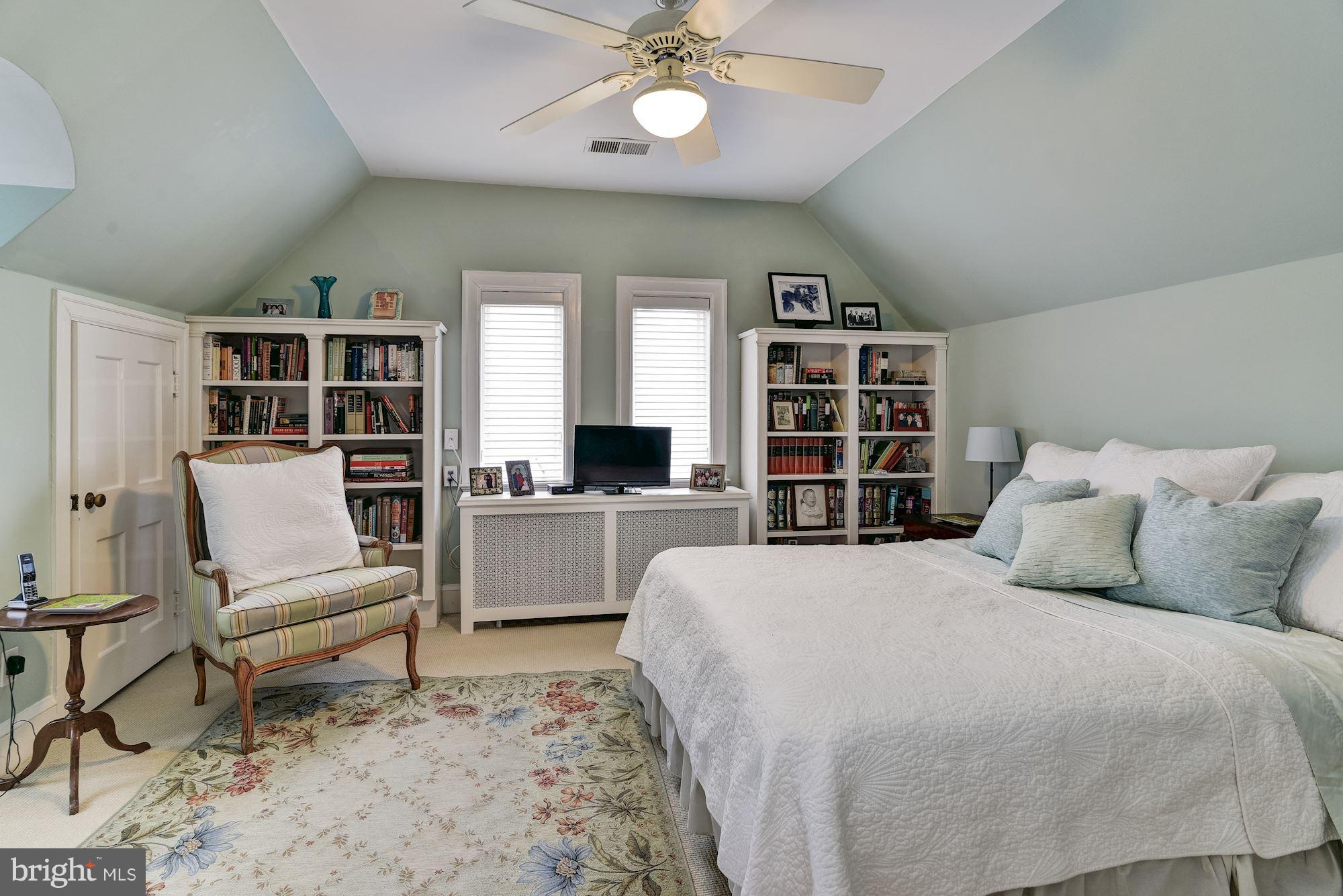 CHEVY CHASE - Residential