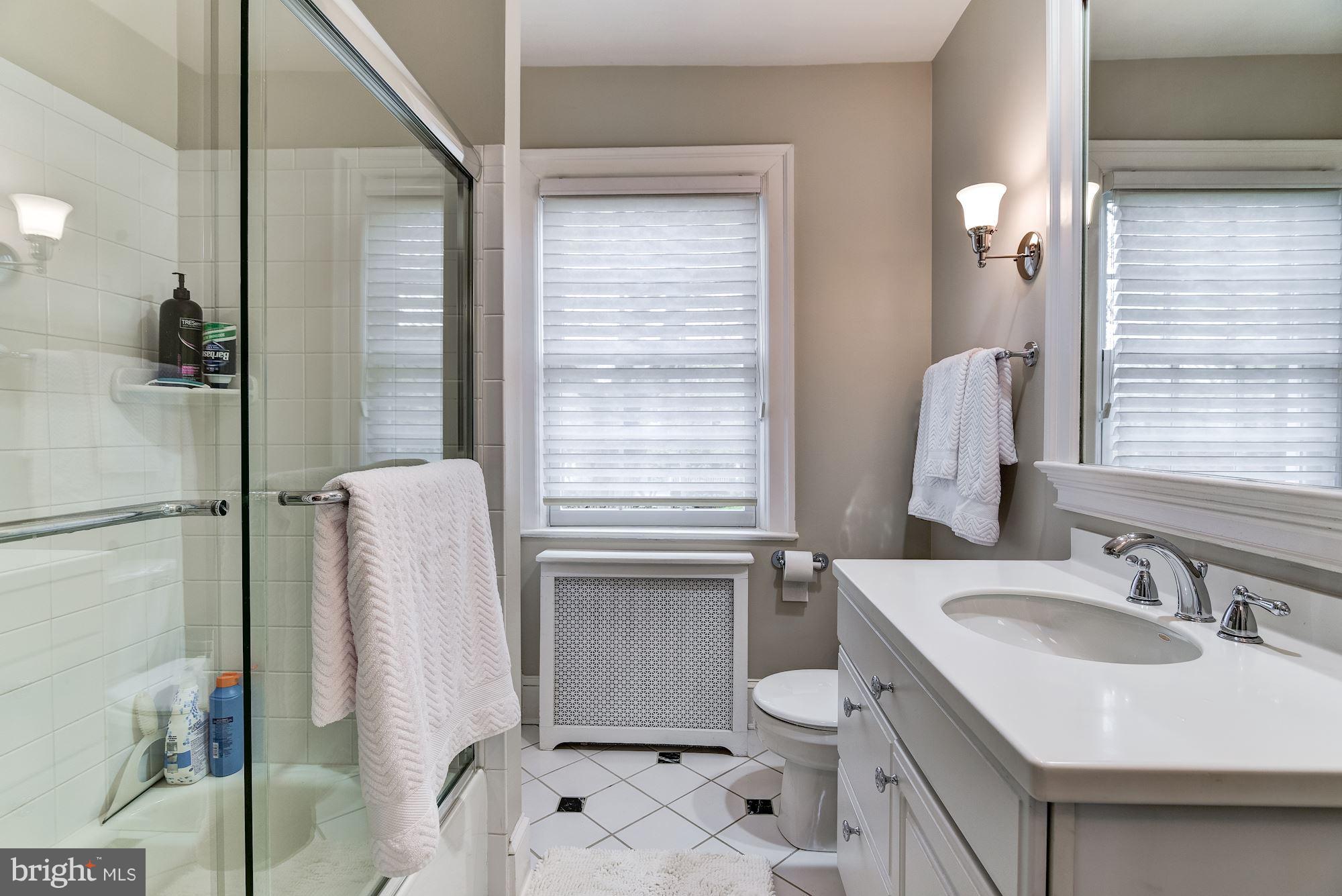 CHEVY CHASE - Residential