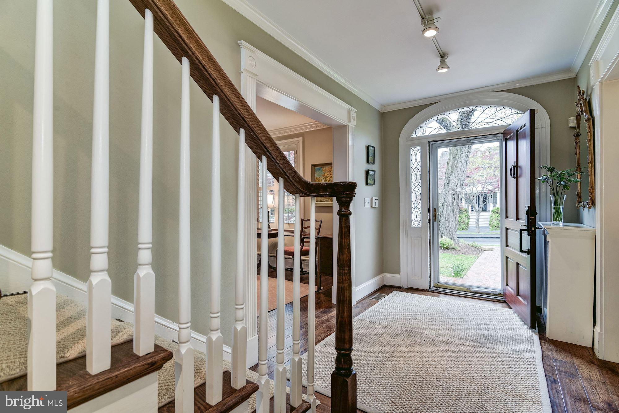 CHEVY CHASE - Residential