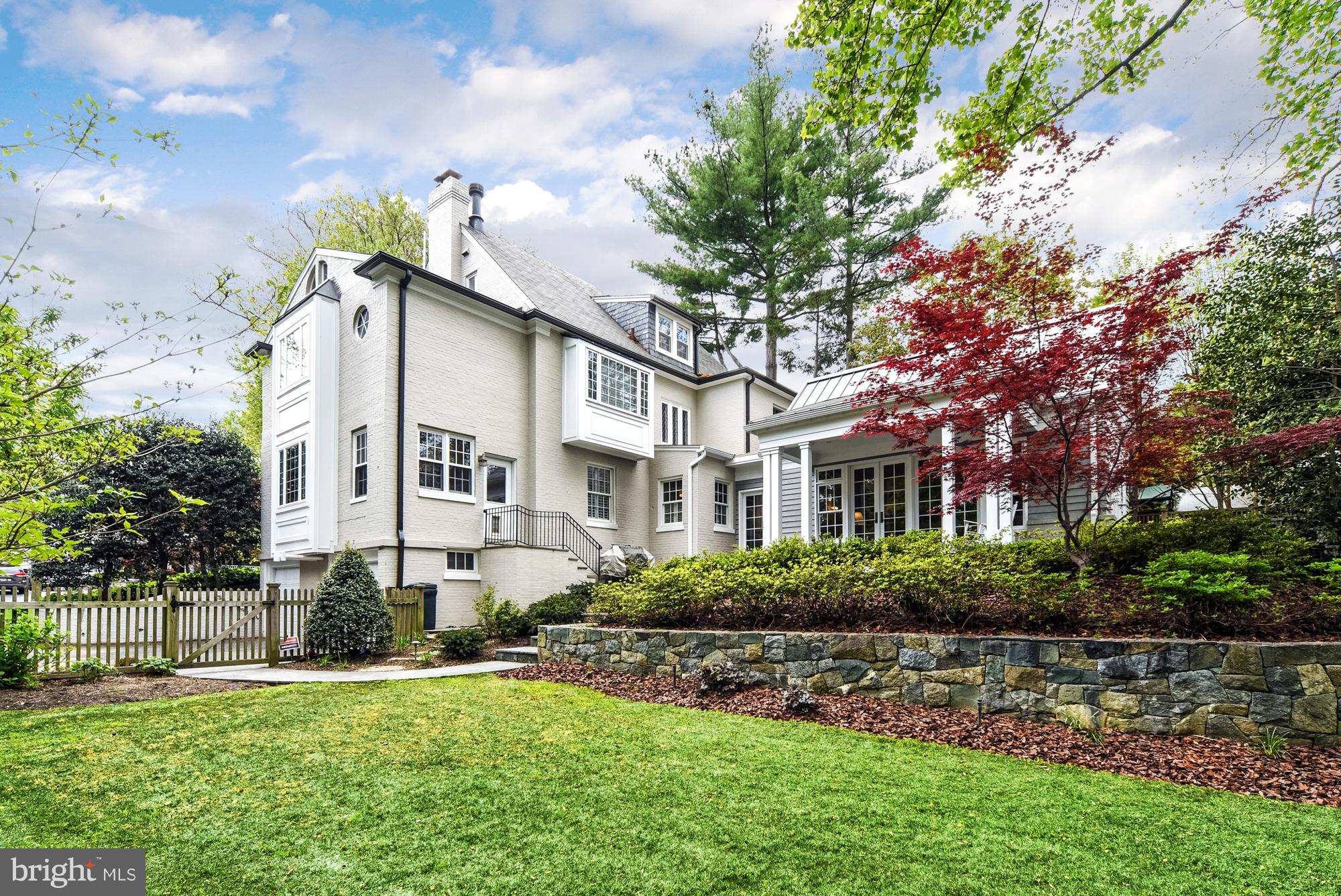 CHEVY CHASE - Residential