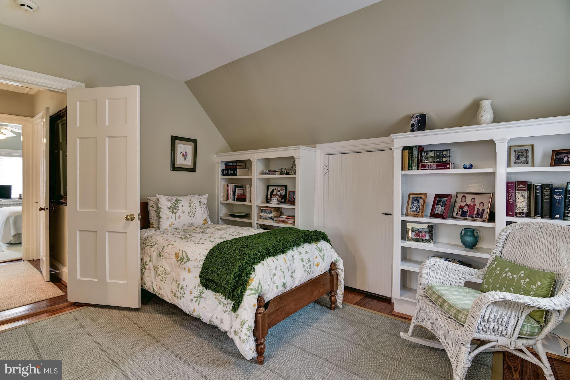 CHEVY CHASE - Residential