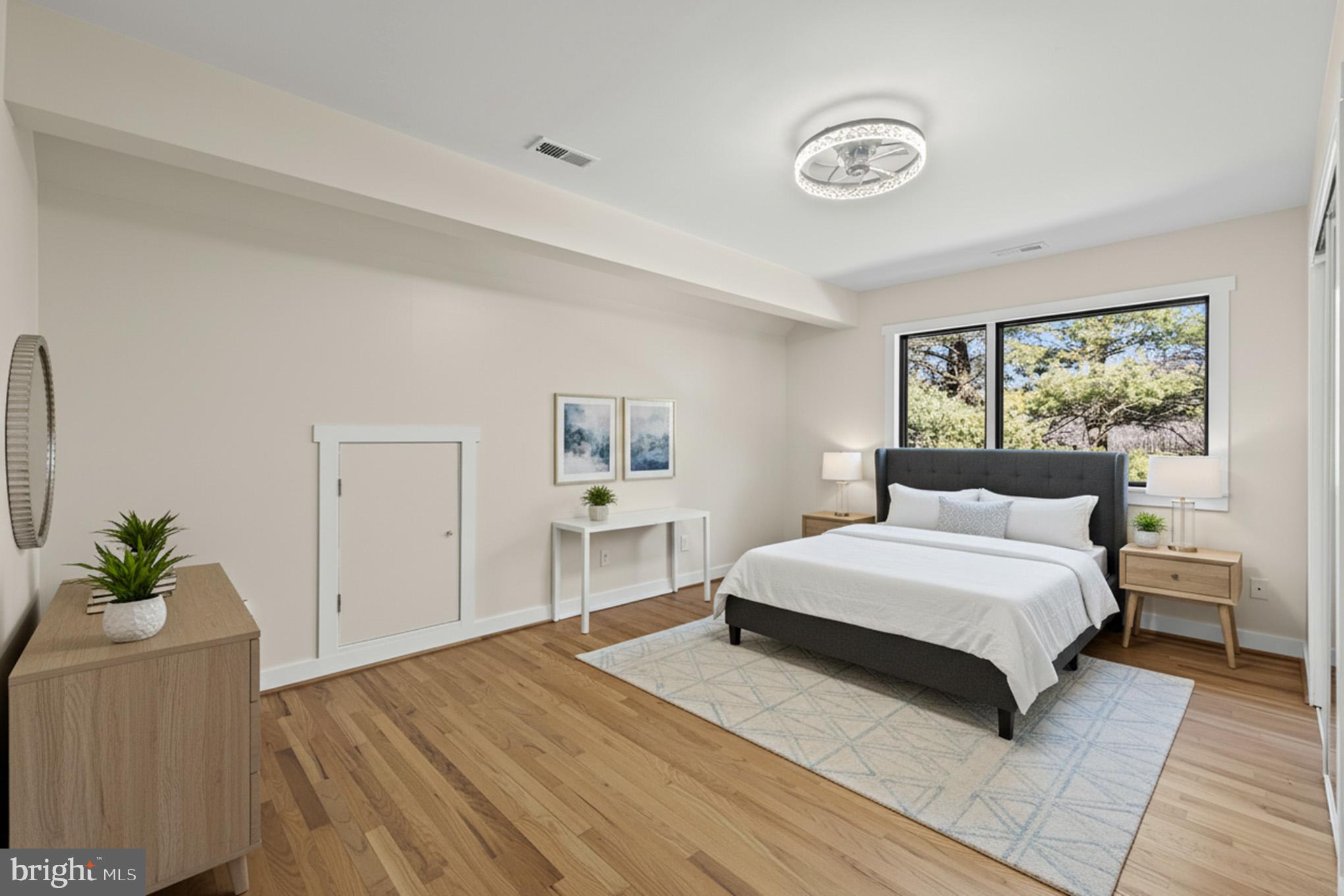 LAURELFORD - Residential