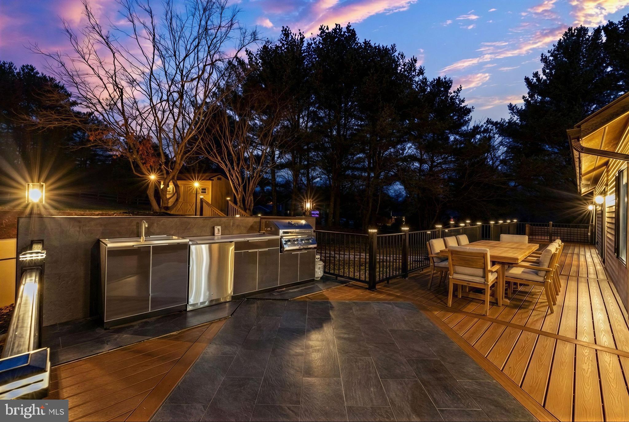 LAURELFORD - Residential