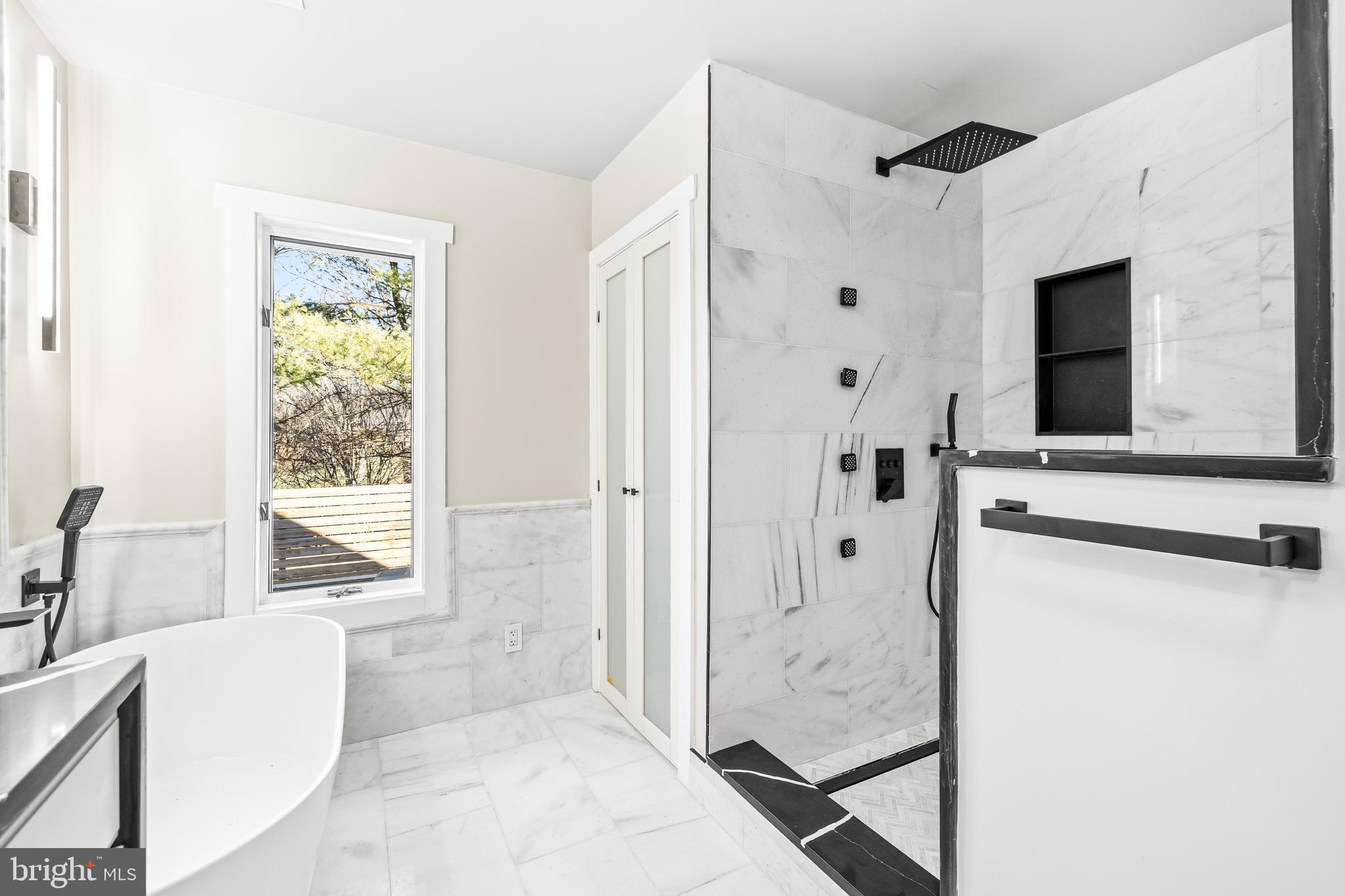 LAURELFORD - Residential