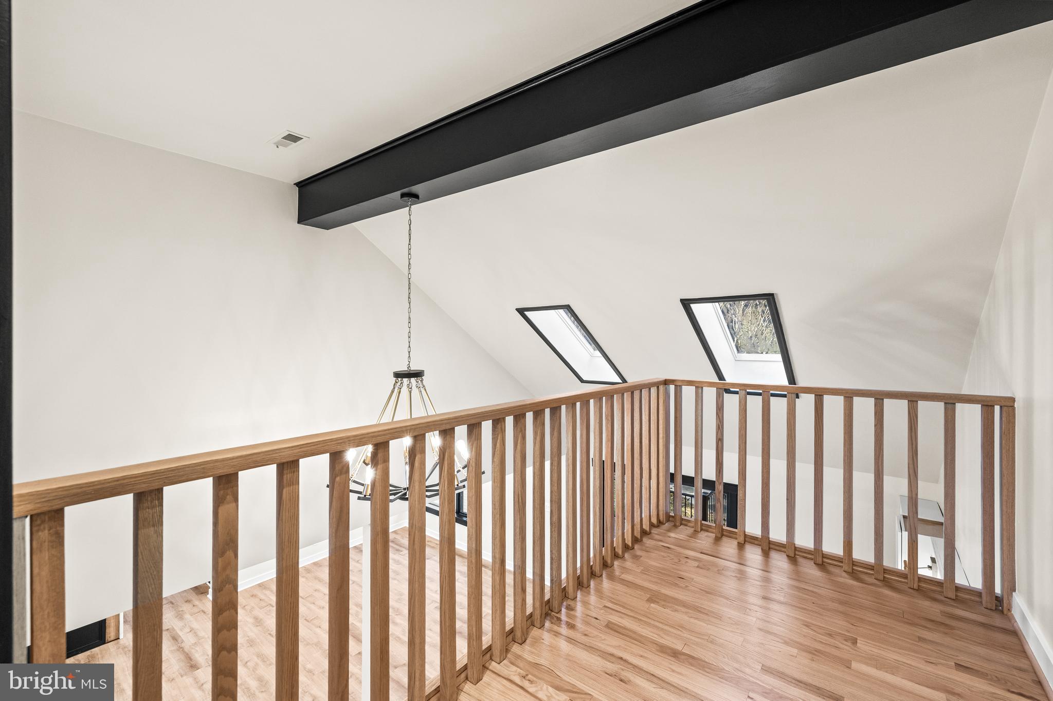 LAURELFORD - Residential