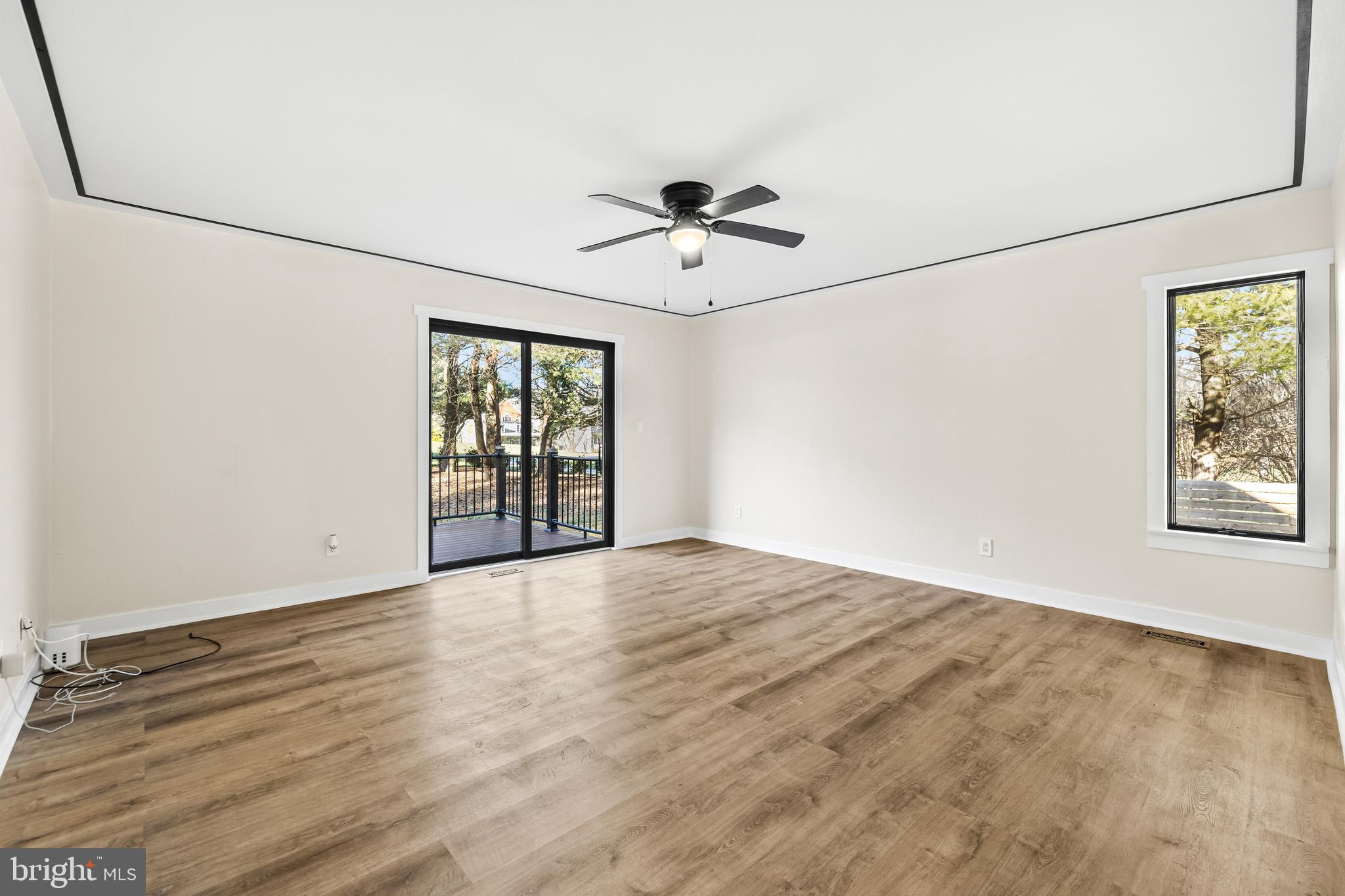 LAURELFORD - Residential