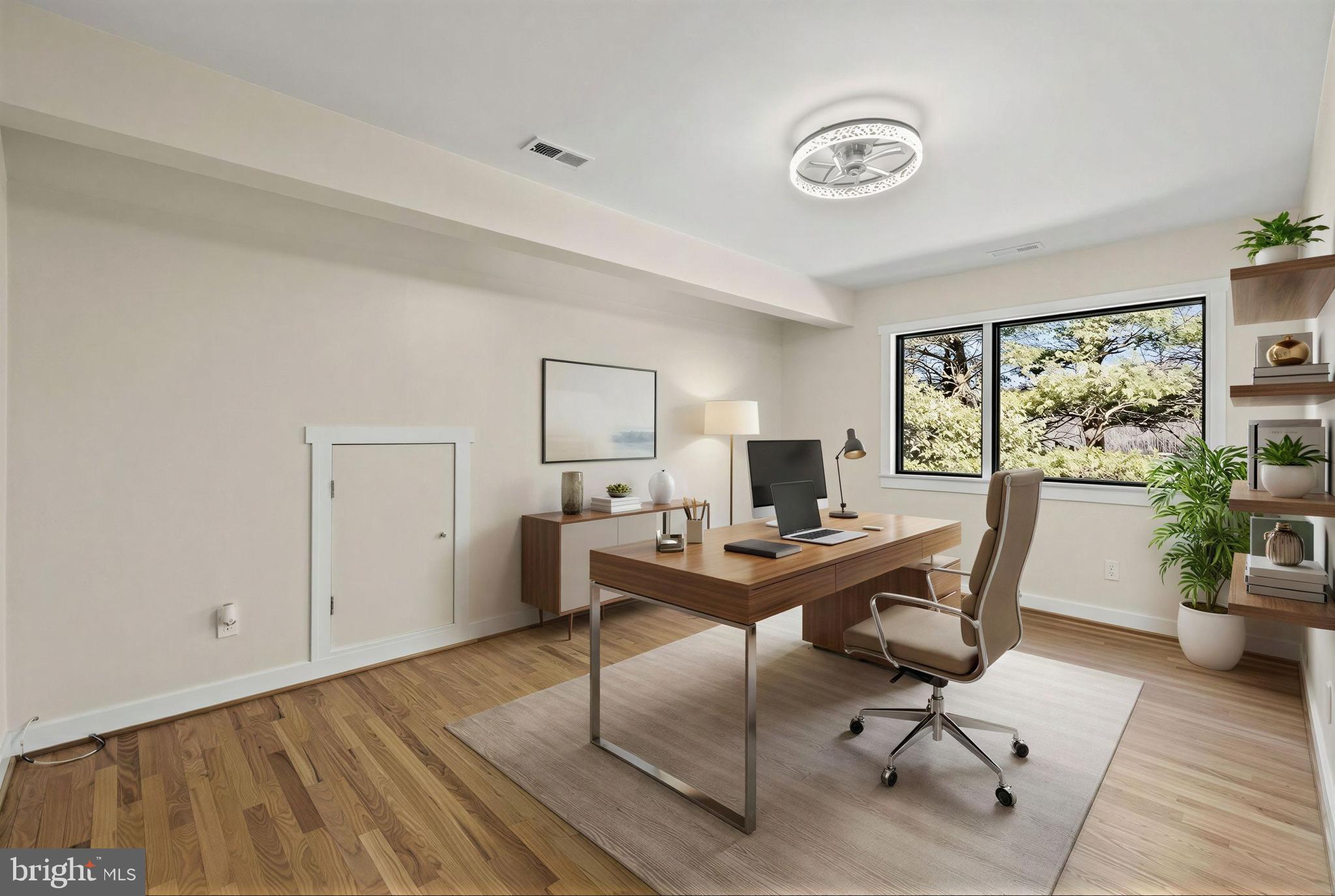 LAURELFORD - Residential