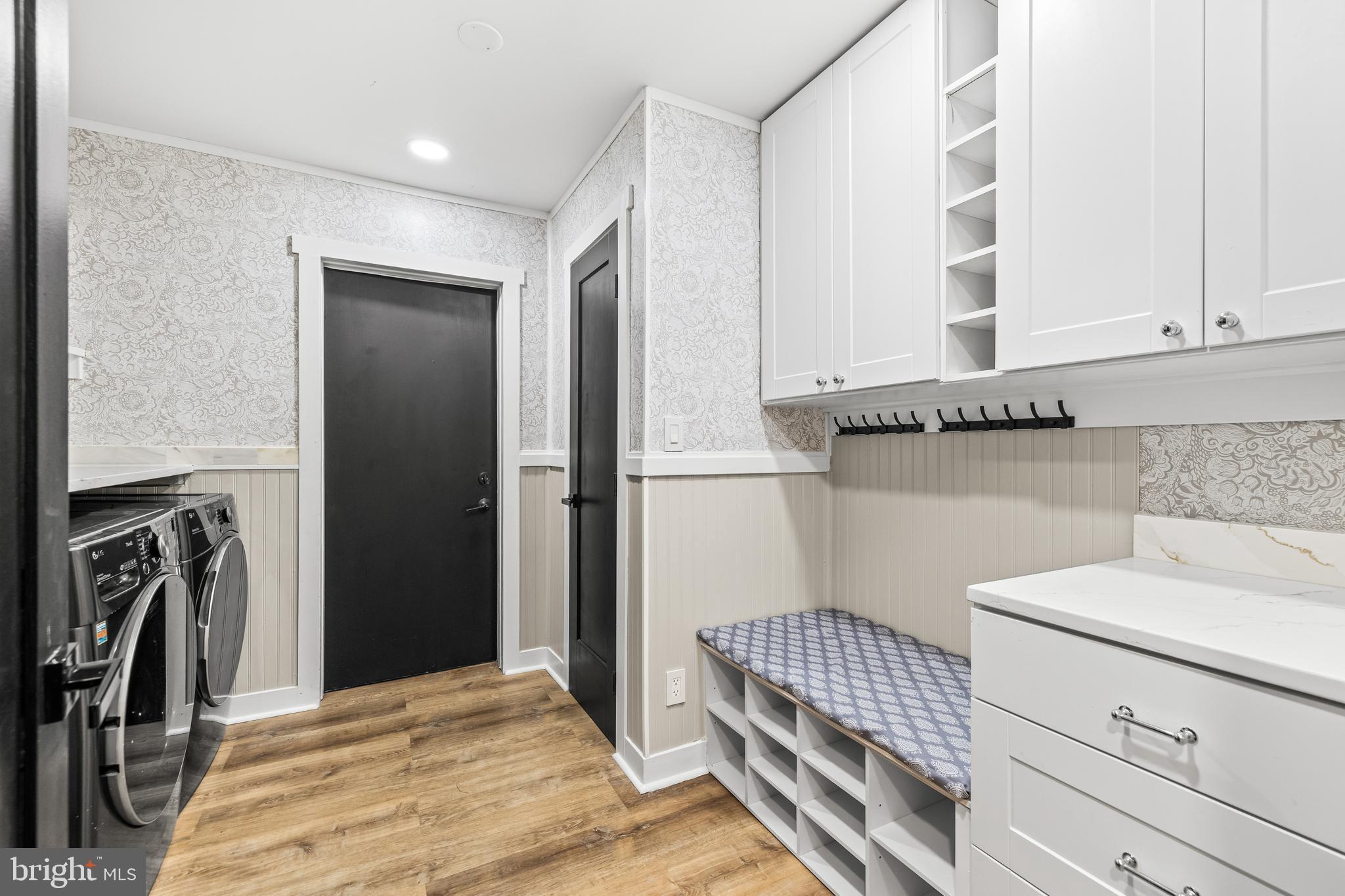 LAURELFORD - Residential