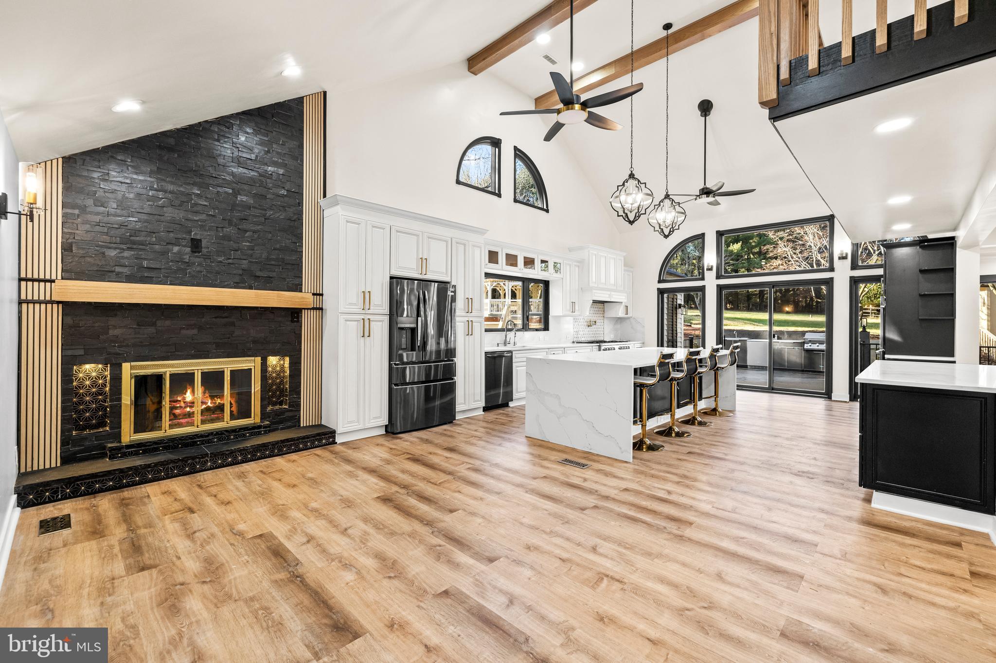 LAURELFORD - Residential