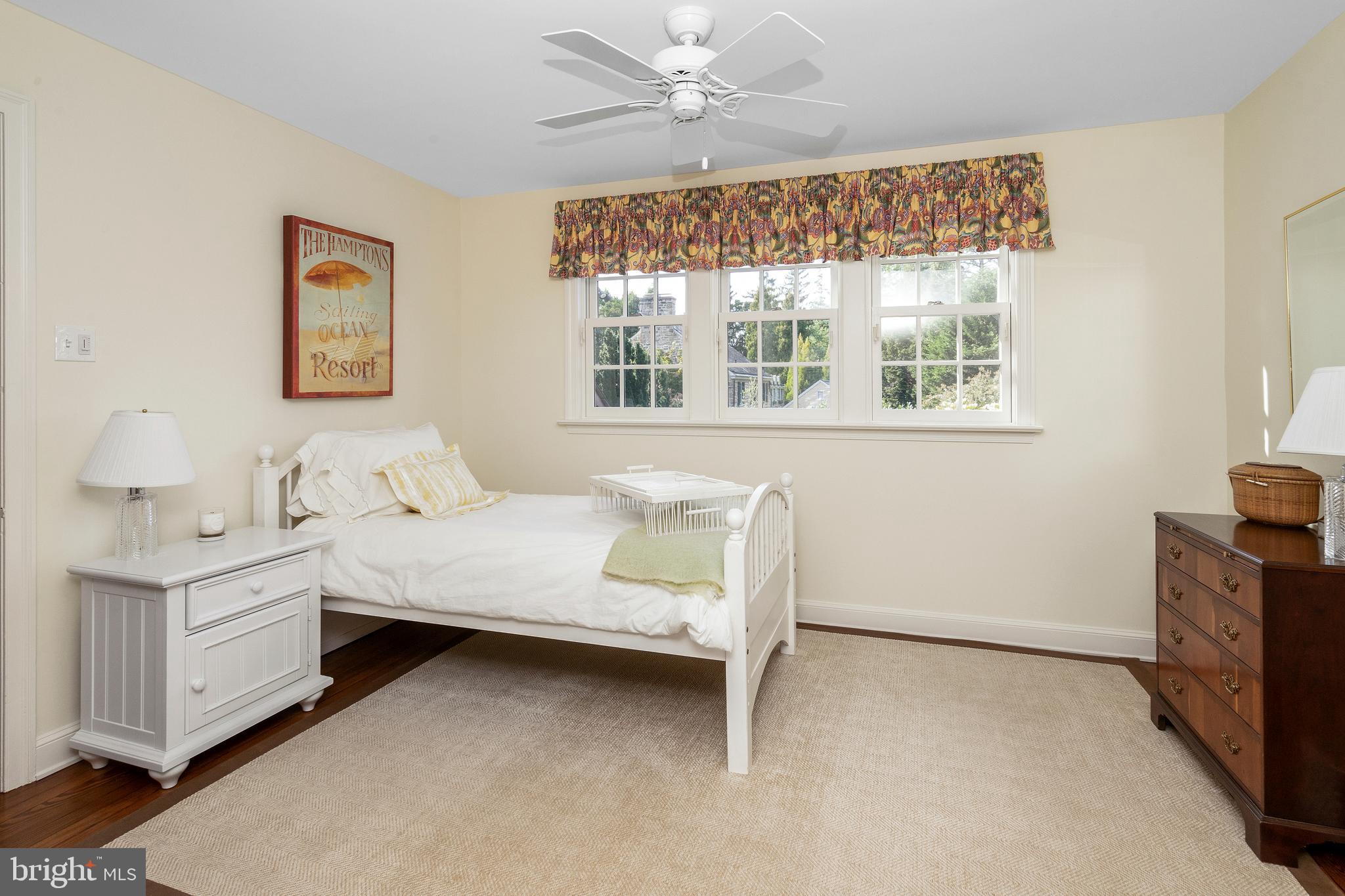 CHESTNUT HILL - Residential