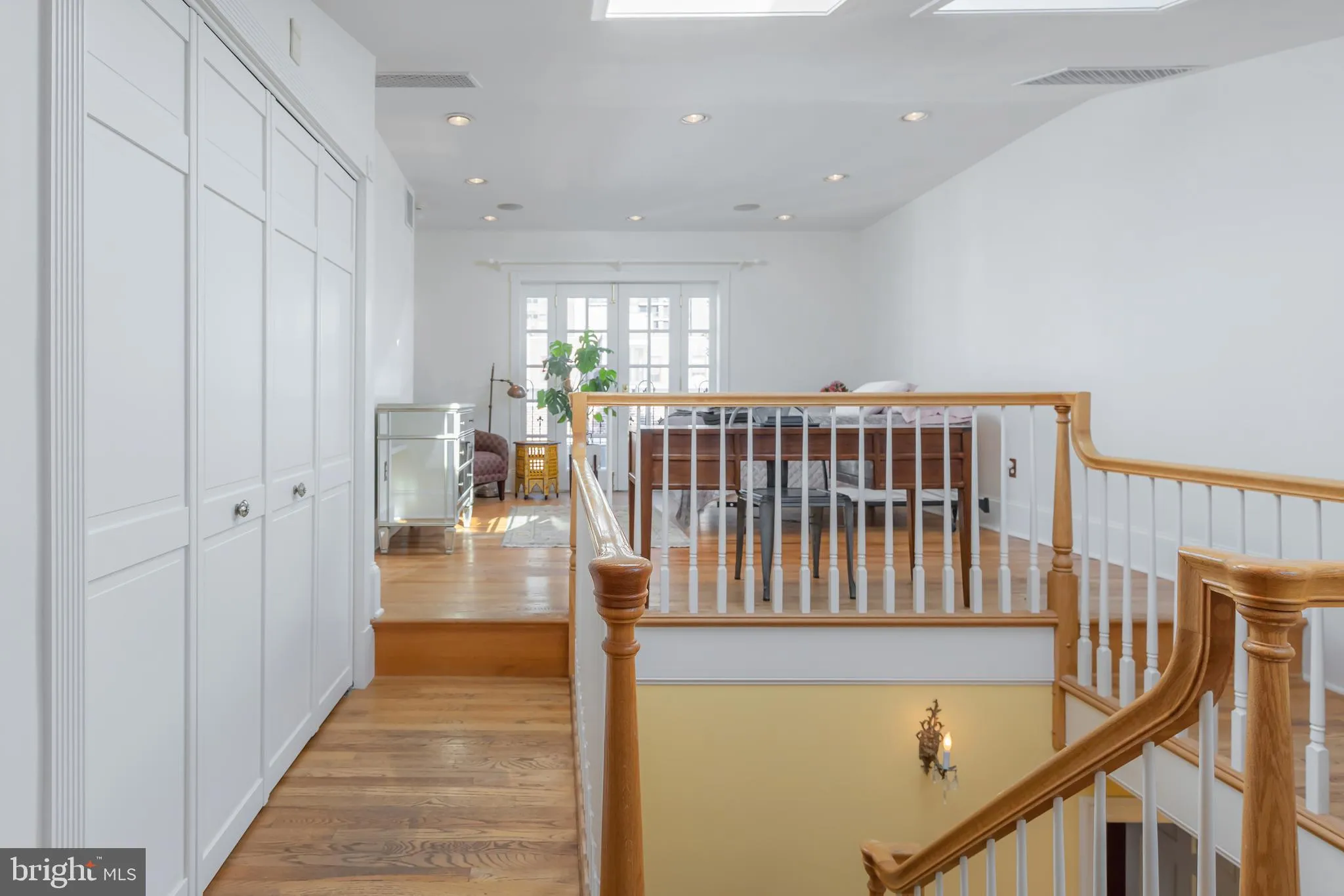 Philadelphia, Pennsylvania 19106, United States, 4 Bedrooms Bedrooms, ,3 BathroomsBathrooms,Residential,Active,32777