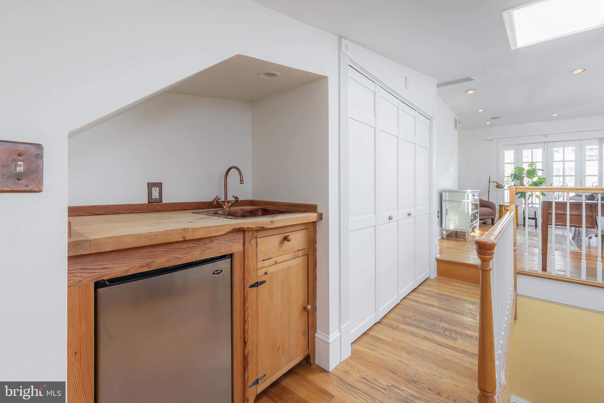 SOCIETY HILL - Residential