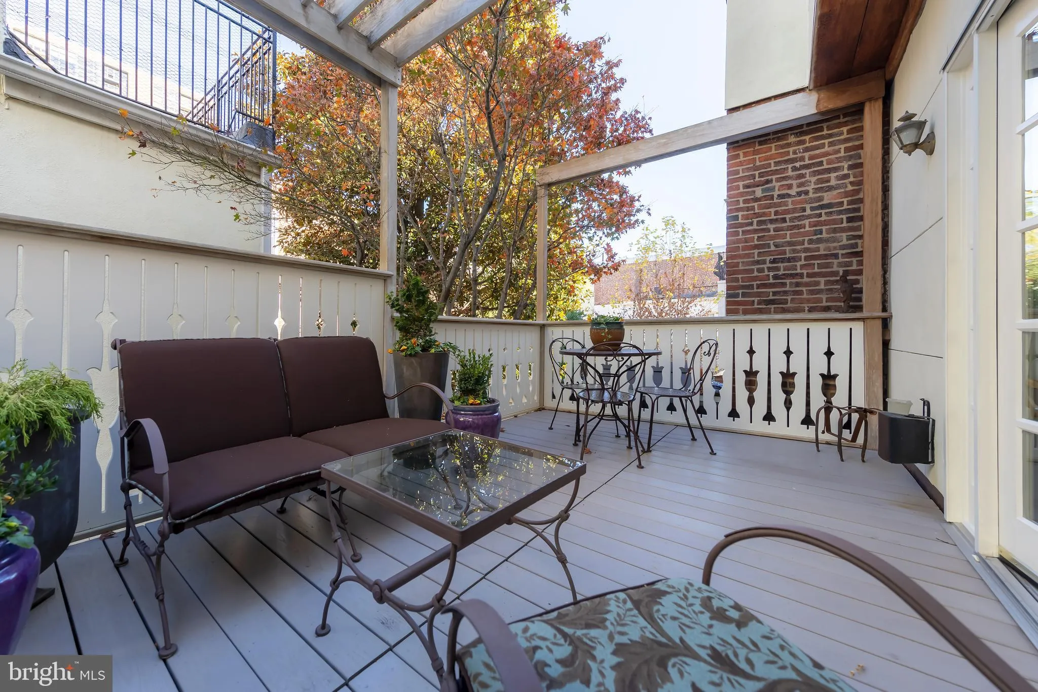 Philadelphia, Pennsylvania 19106, United States, 4 Bedrooms Bedrooms, ,3 BathroomsBathrooms,Residential,Active,32777