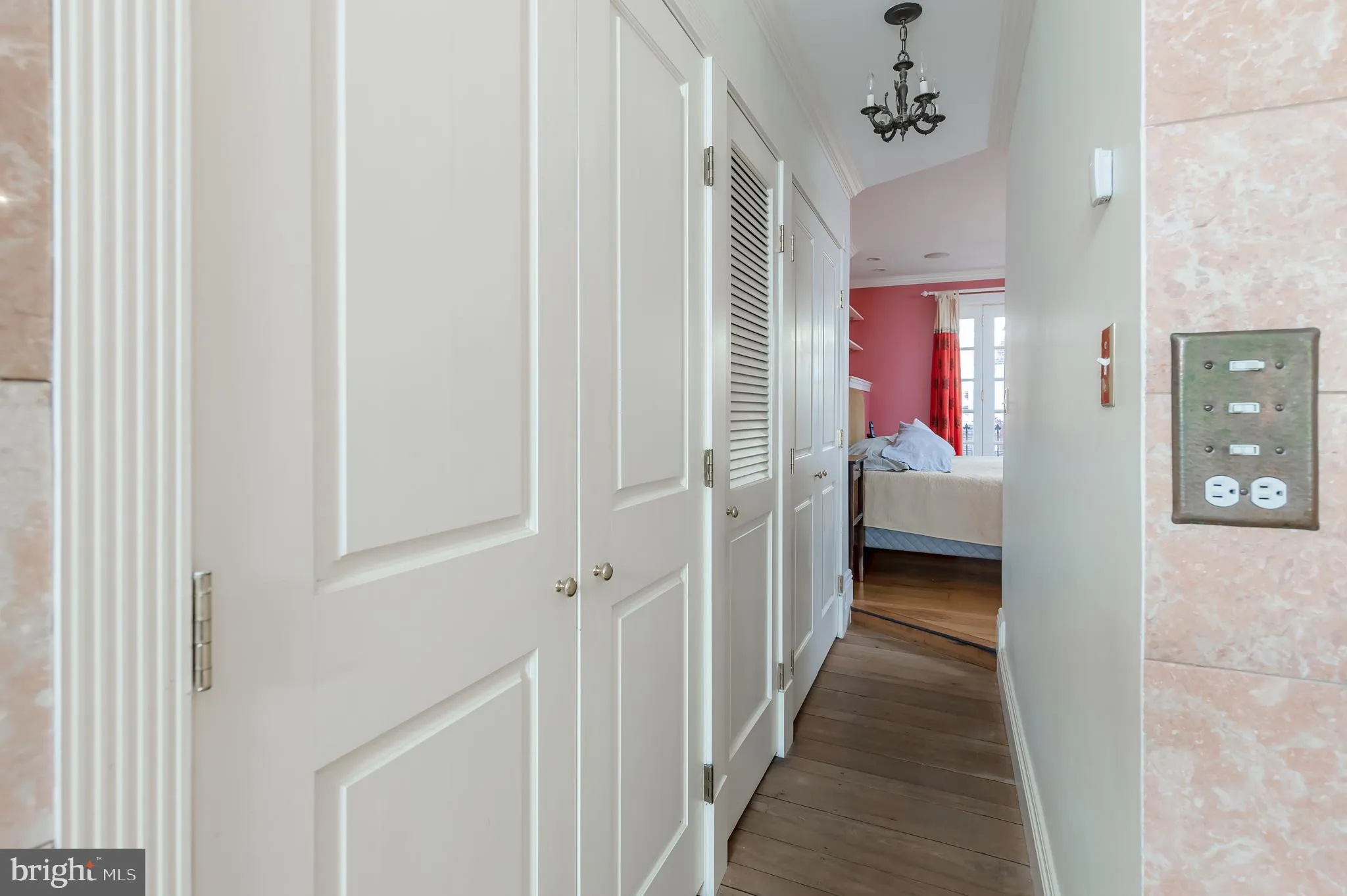 Philadelphia, Pennsylvania 19106, United States, 4 Bedrooms Bedrooms, ,3 BathroomsBathrooms,Residential,Active,32777