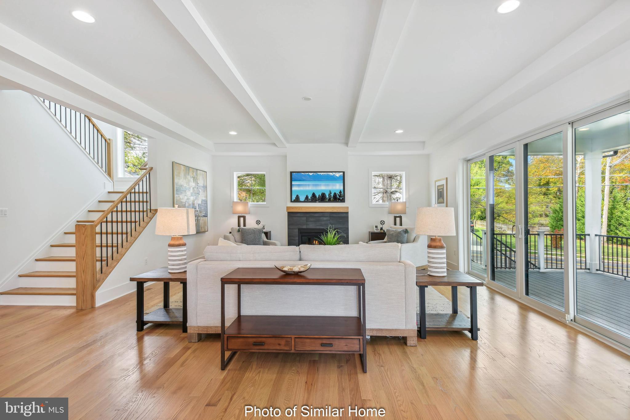 7703 LUNCEFORD LANE