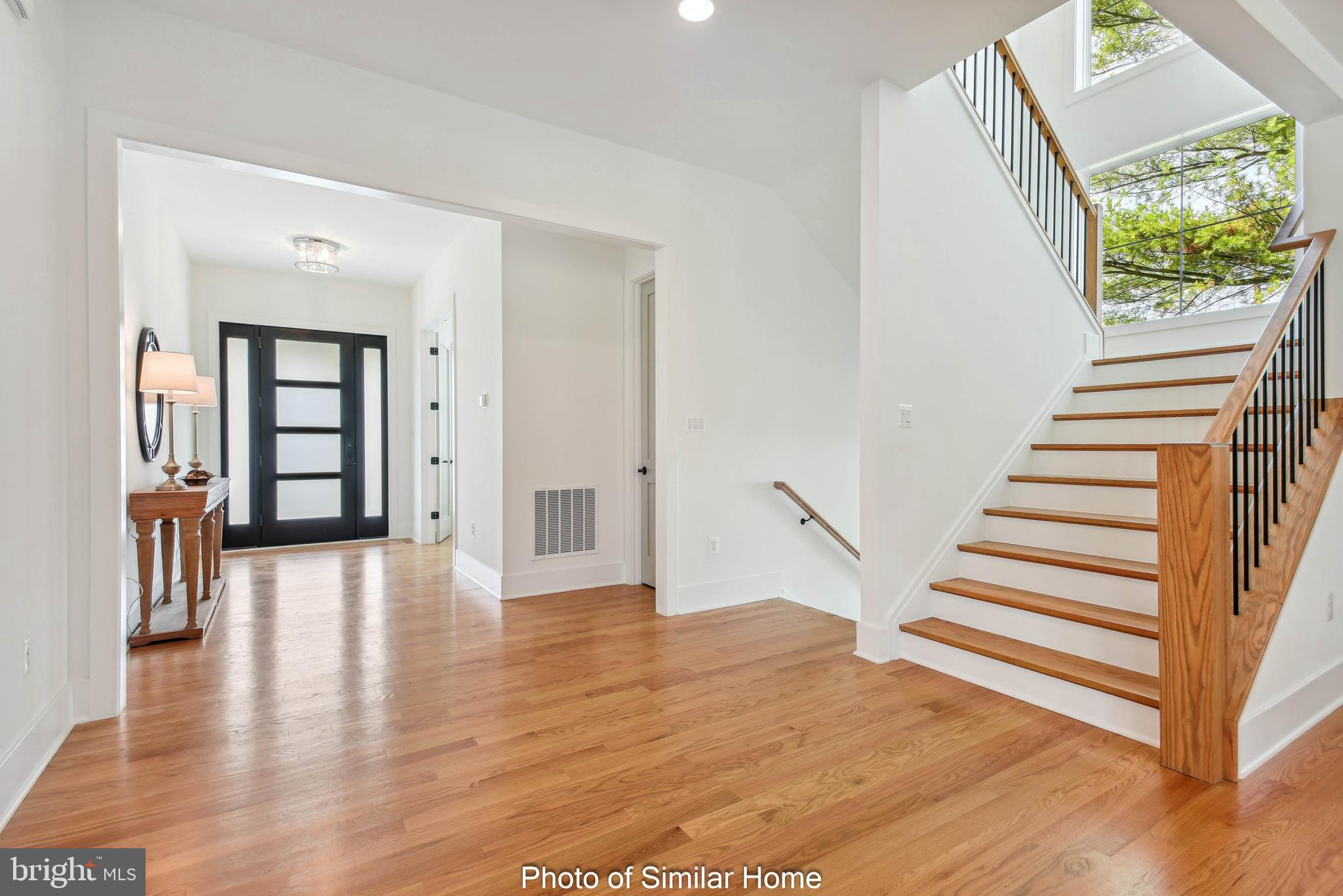 7703 LUNCEFORD LANE