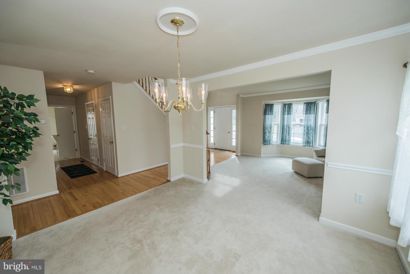 CRYSTAL HILL - Residential