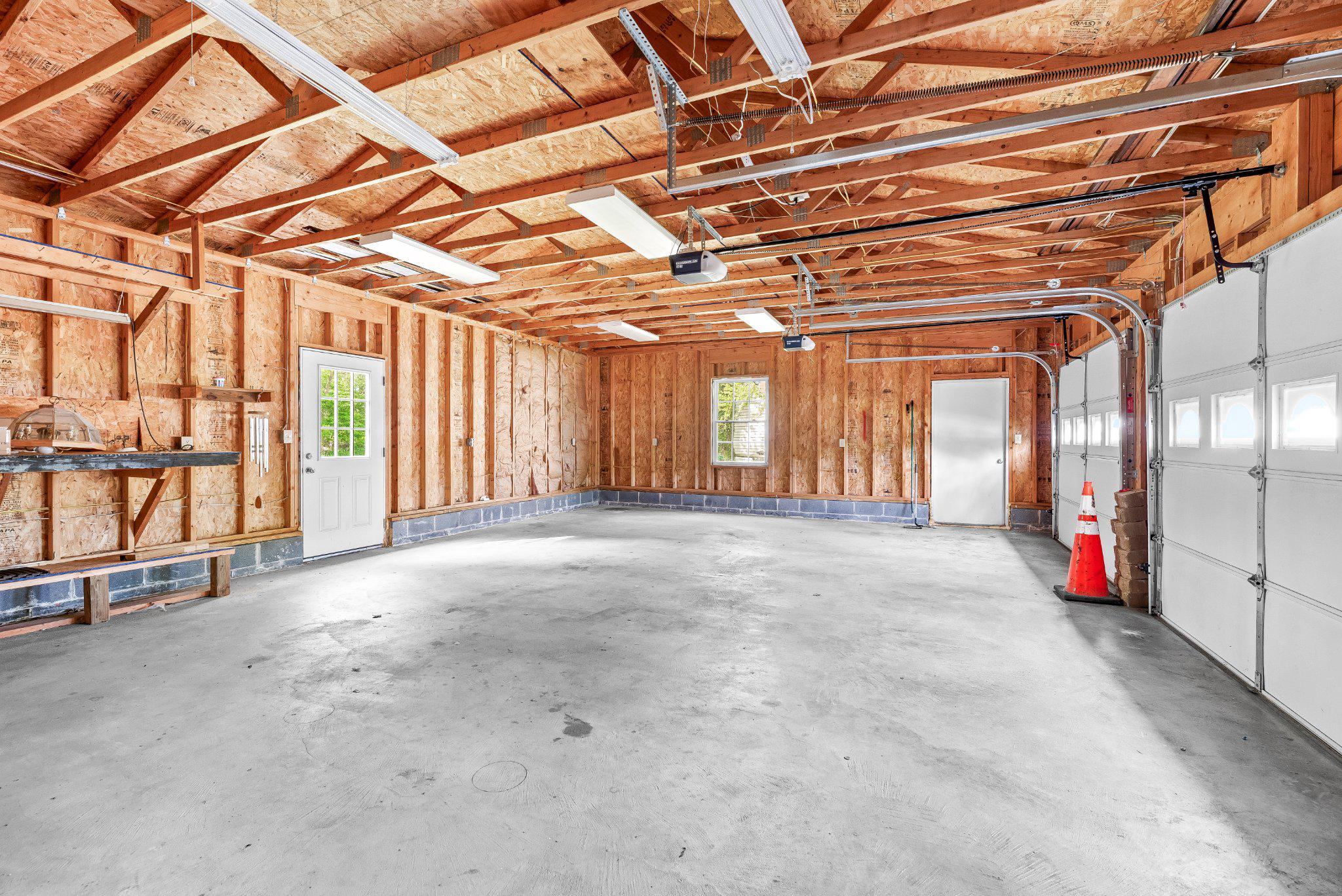 CAVALIER COUNTRY - Residential