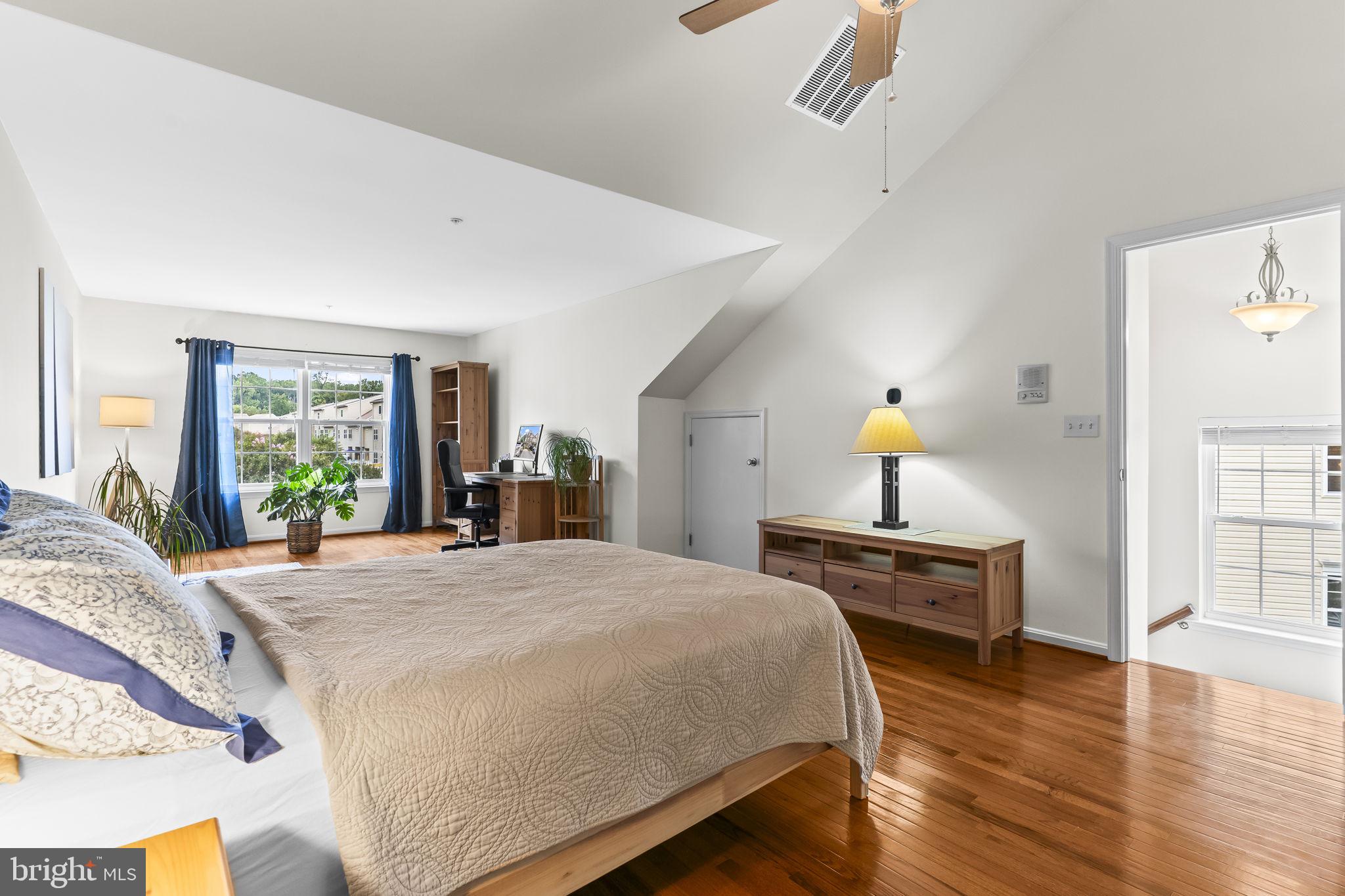 SAN FRANCISCO BY THE BAY - Residential