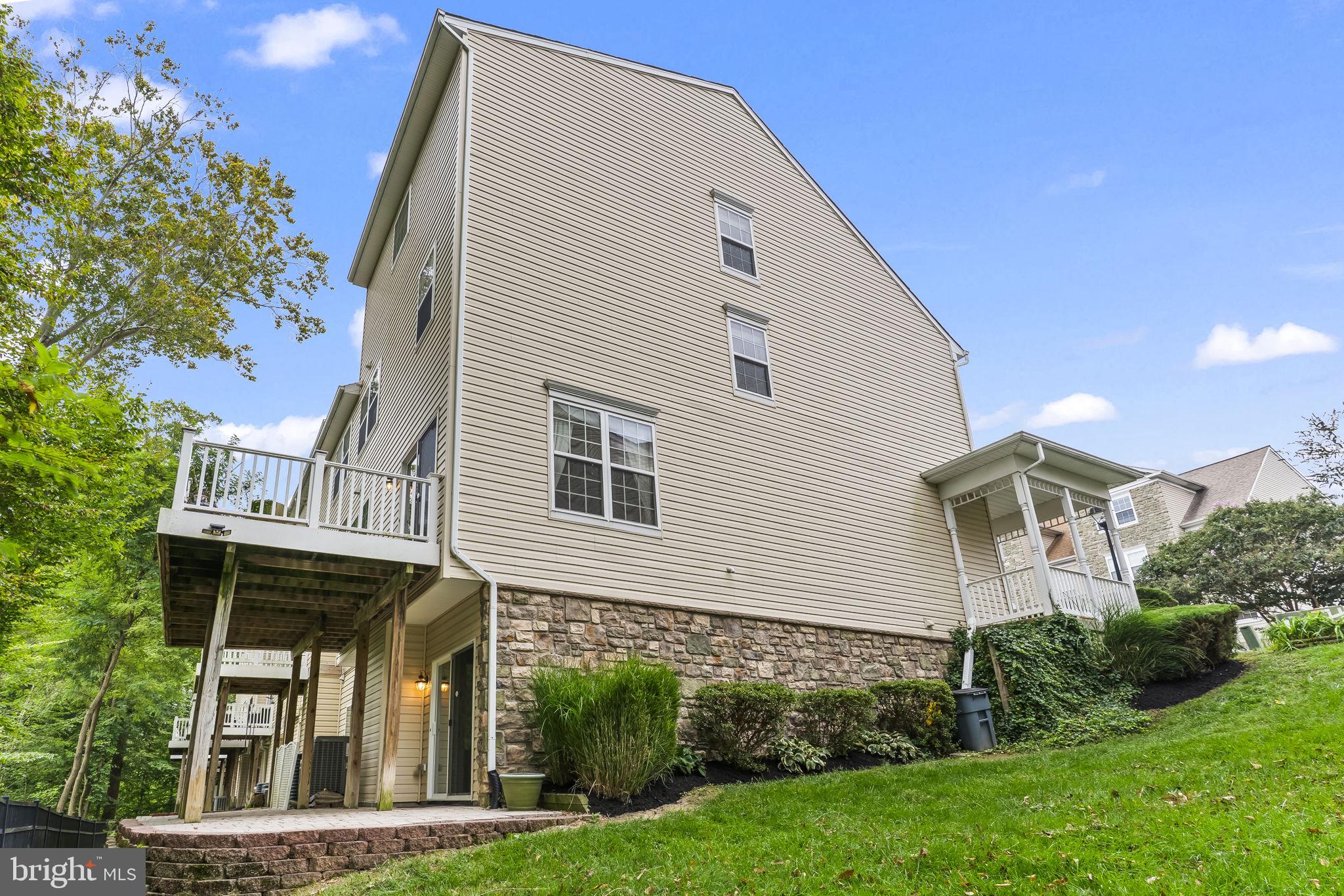 SAN FRANCISCO BY THE BAY - Residential