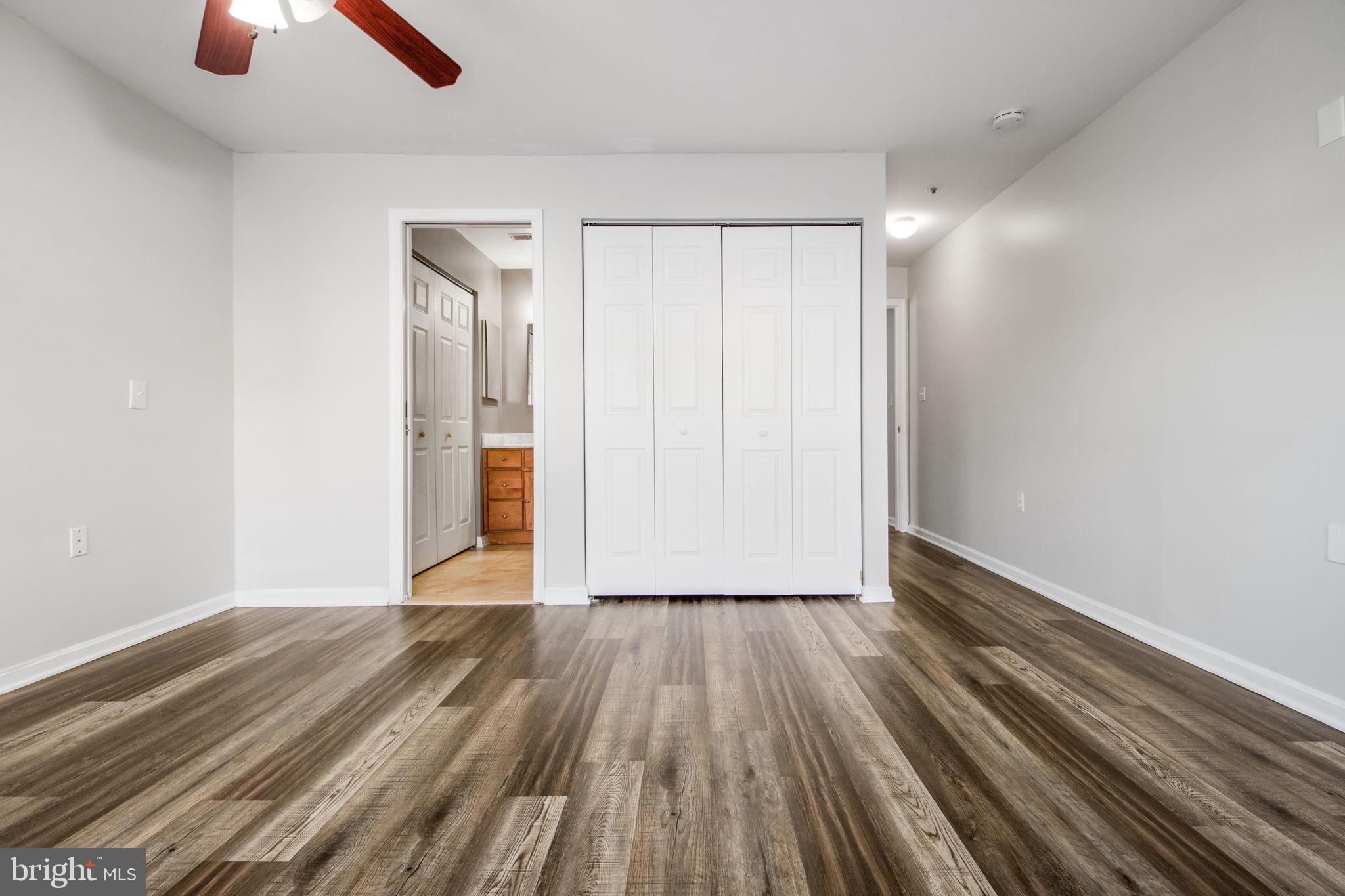 VILLAGE OF MONTGOMERY RUN - Residential Lease