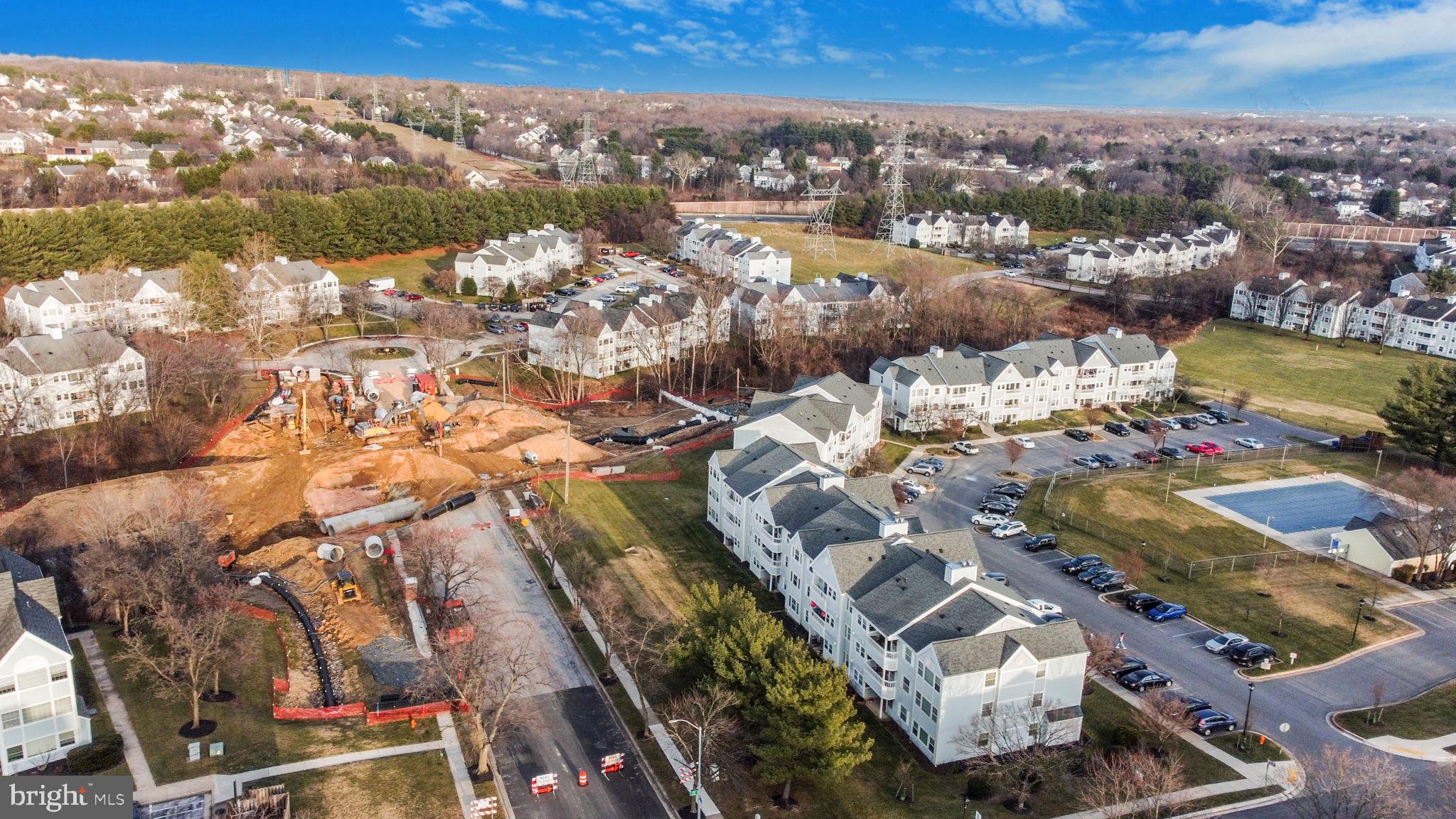 VILLAGE OF MONTGOMERY RUN - Residential Lease