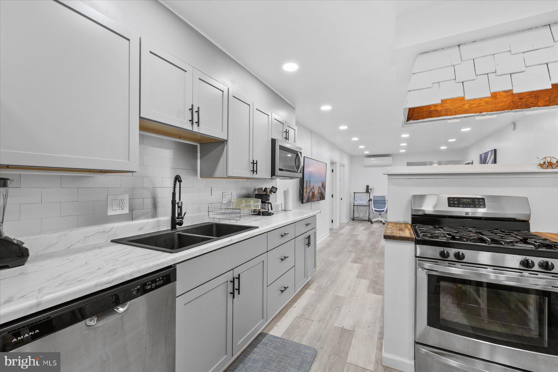 9916 GOLF COURSE ROAD 54