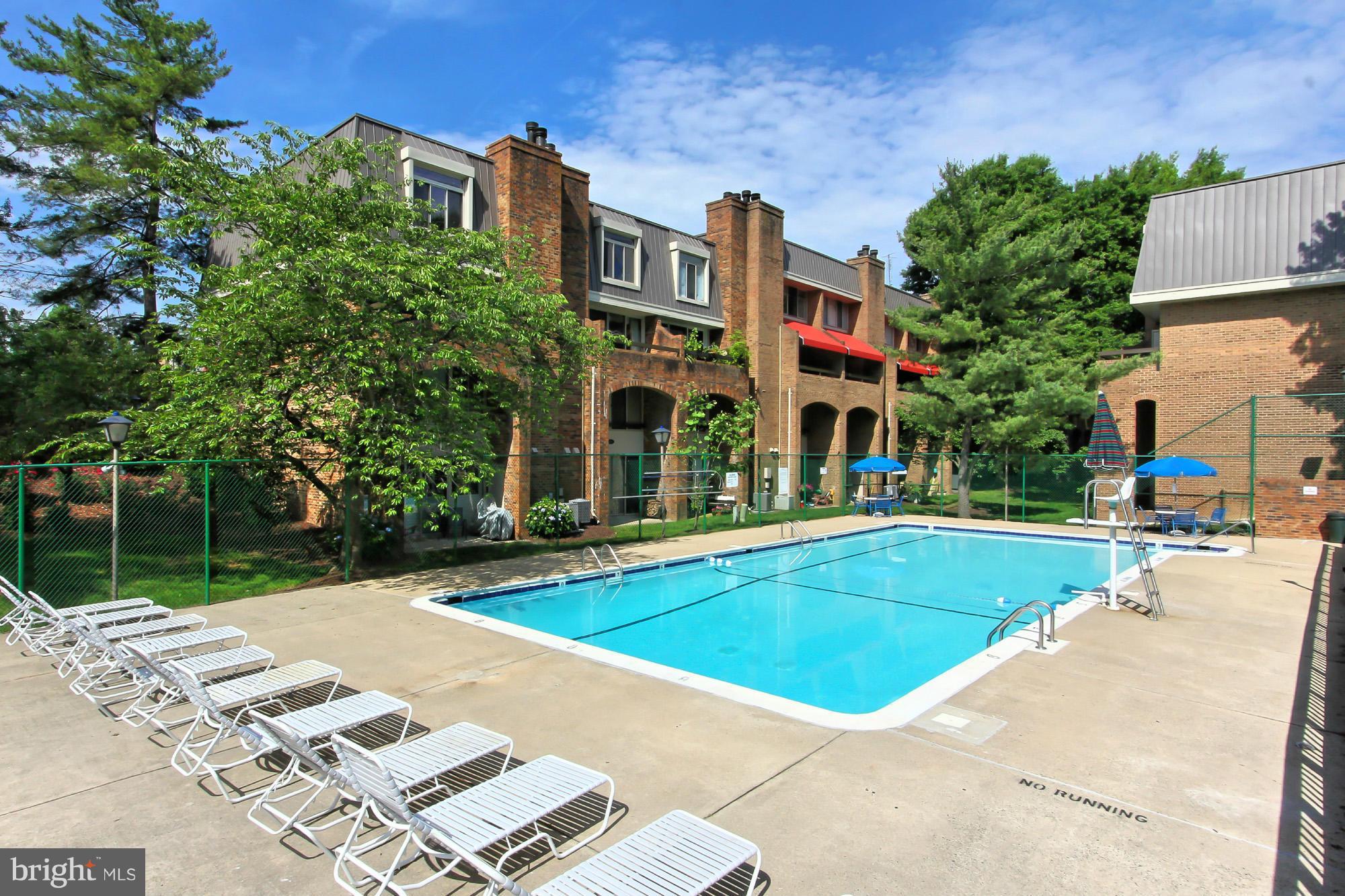 SOUTHAMPTON - Residential Lease