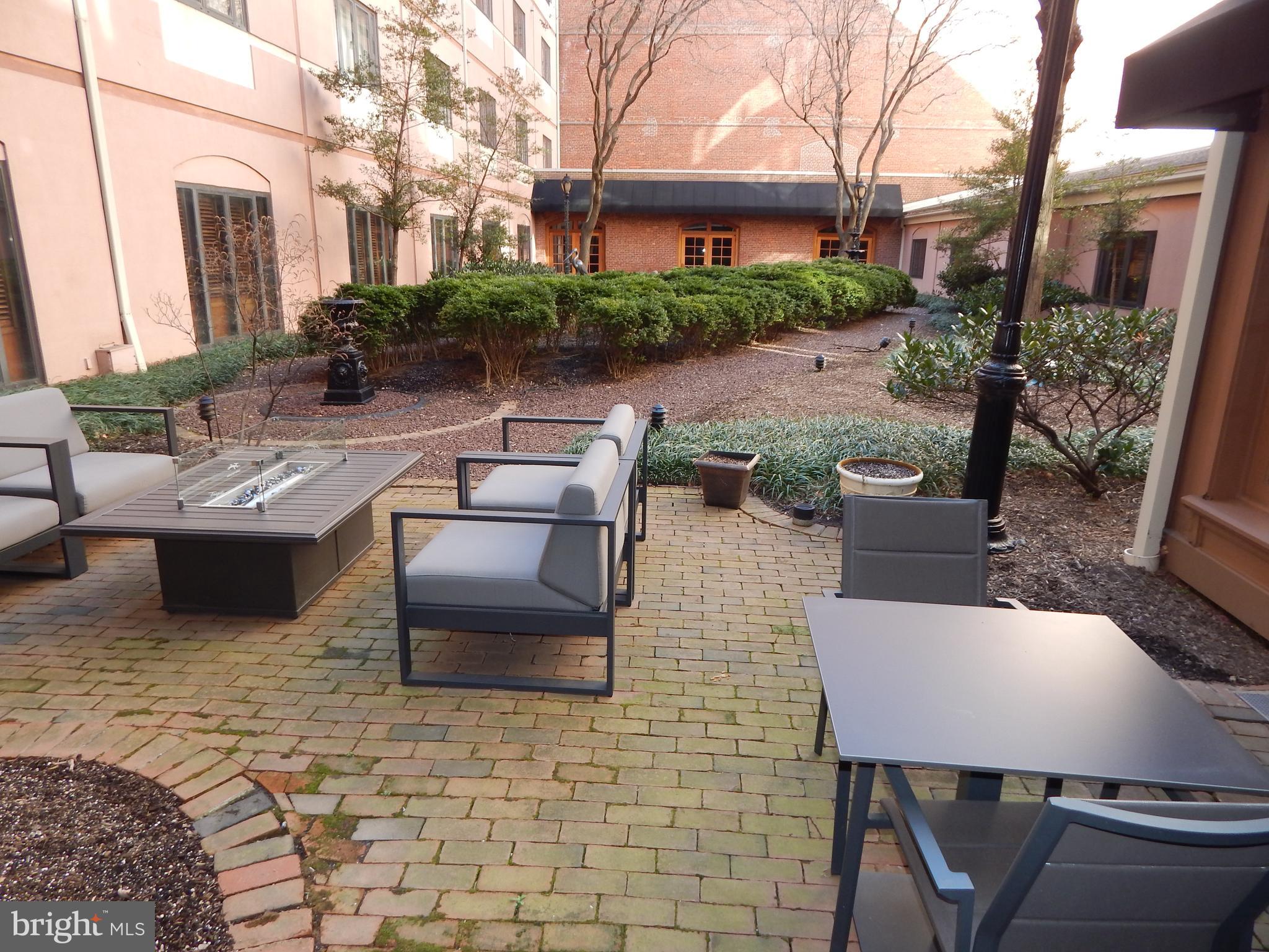 FELLS POINT HISTORIC DISTRICT - Residential