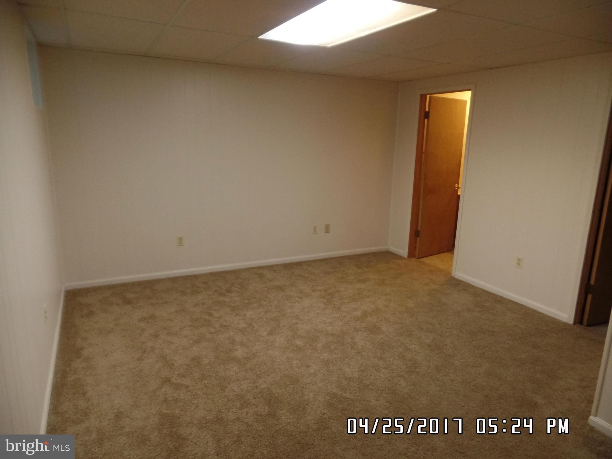 OLD FIELDS - Residential Lease