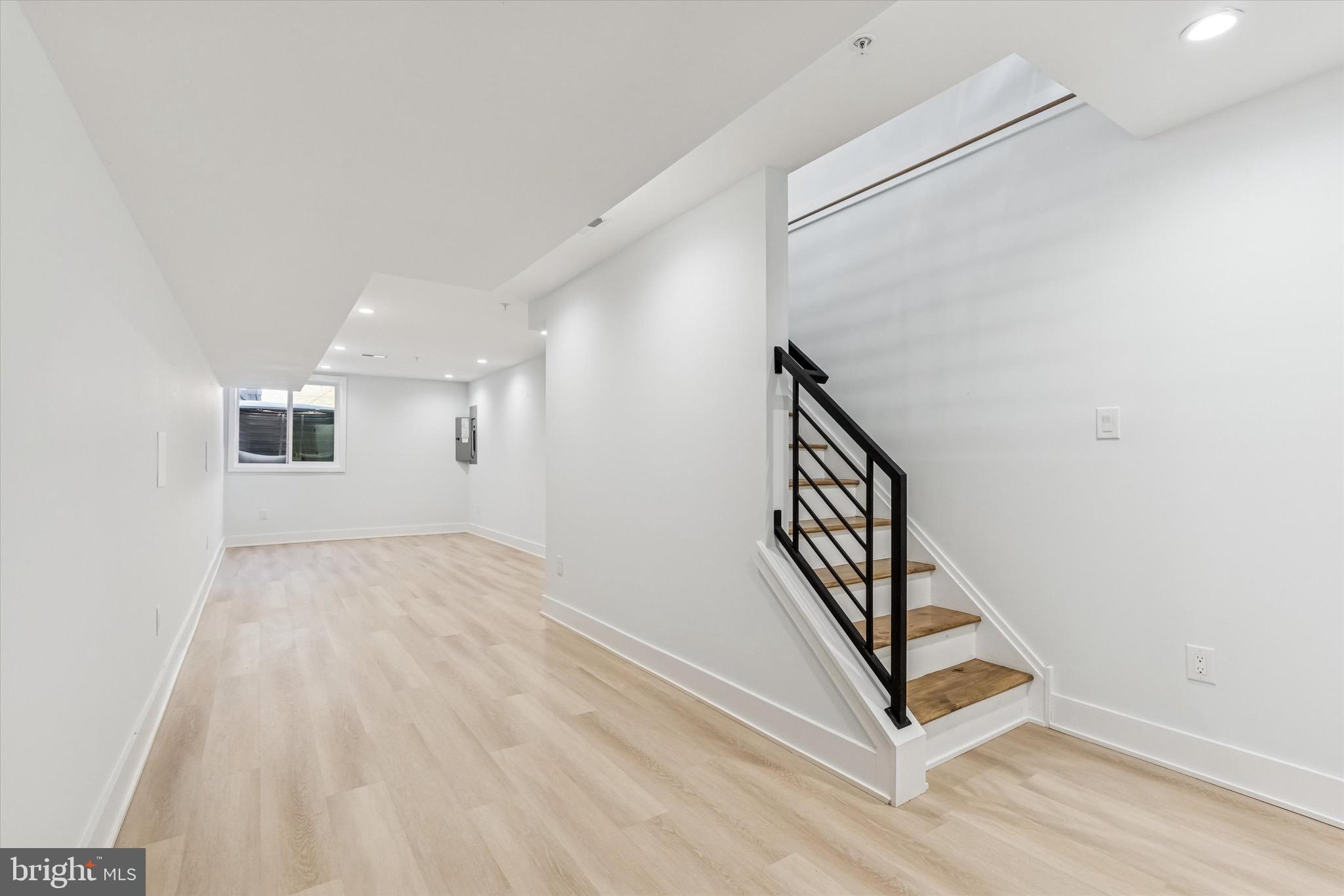 PORT RICHMOND - Residential