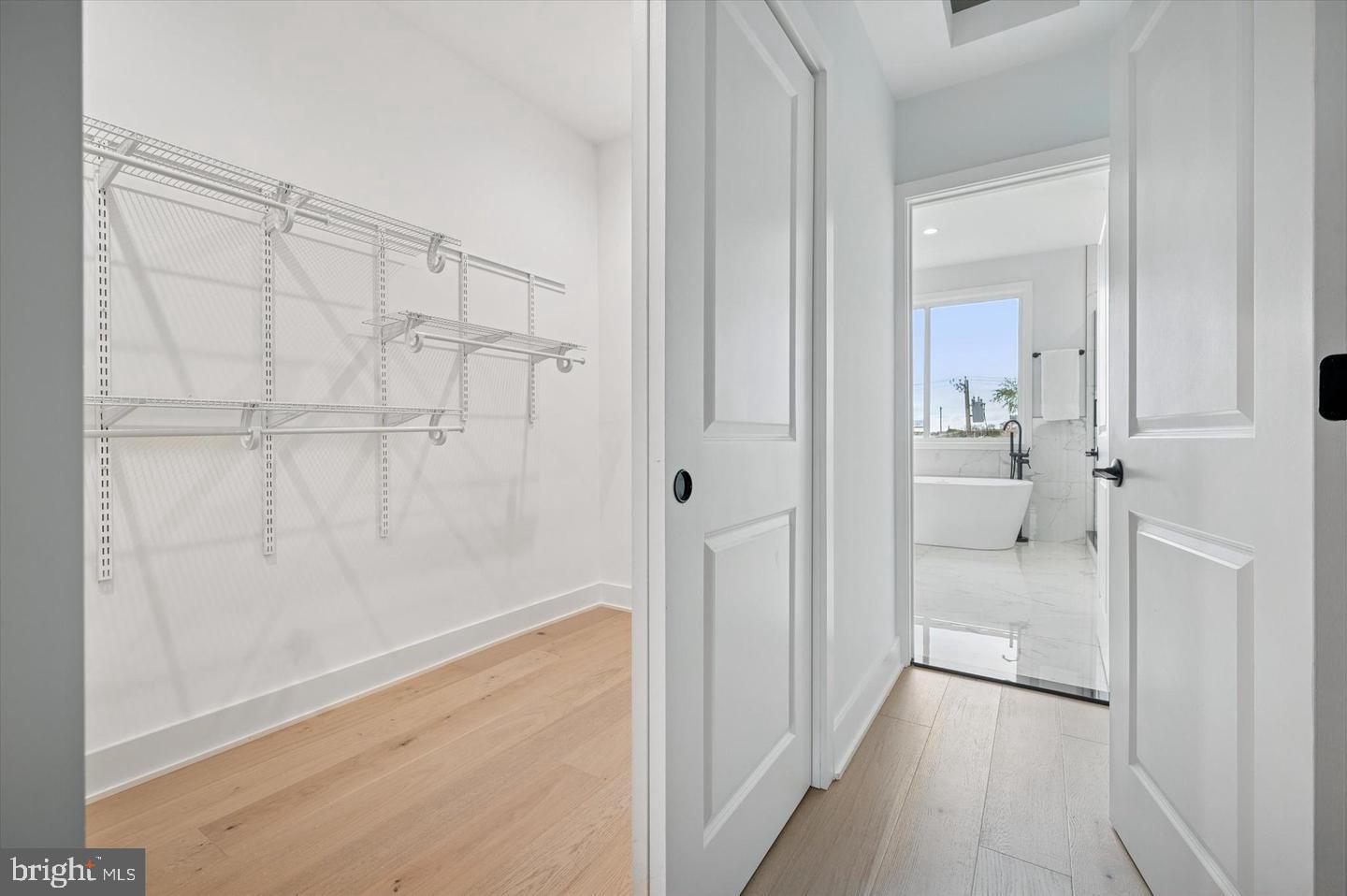 PORT RICHMOND - Residential