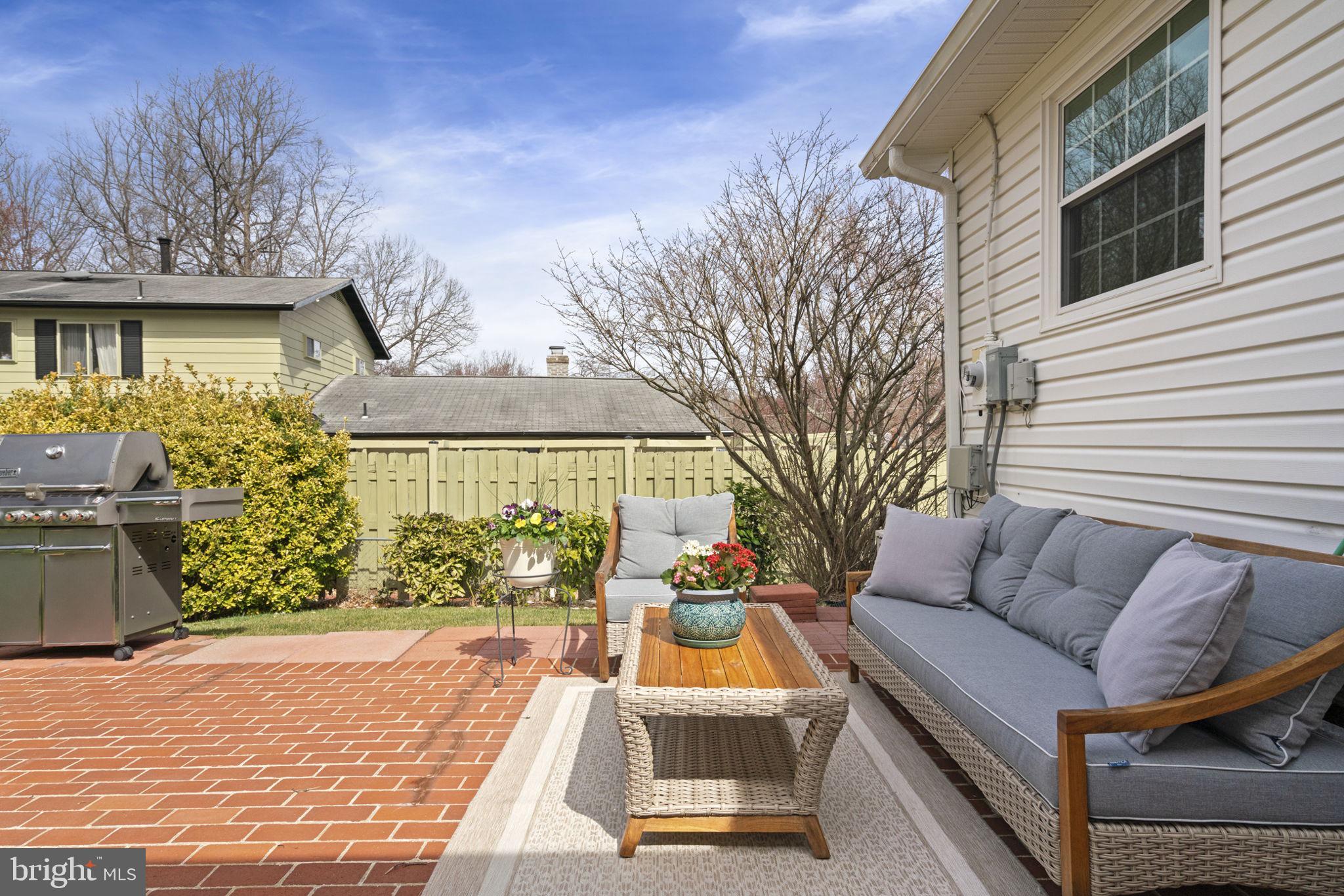 CANTERBURY WOODS - Residential