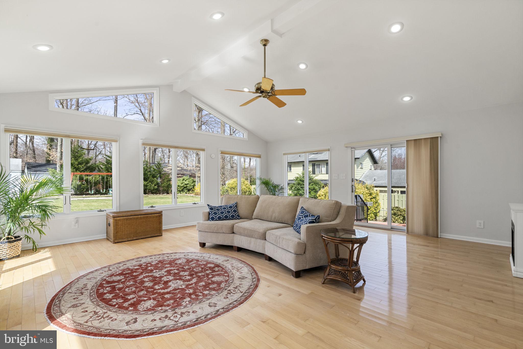 CANTERBURY WOODS - Residential