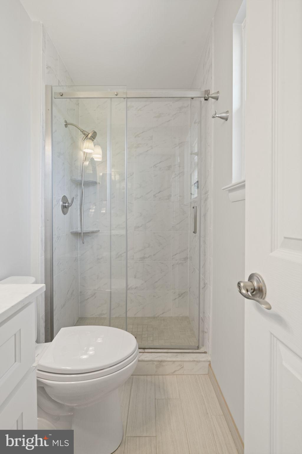 CANTERBURY WOODS - Residential