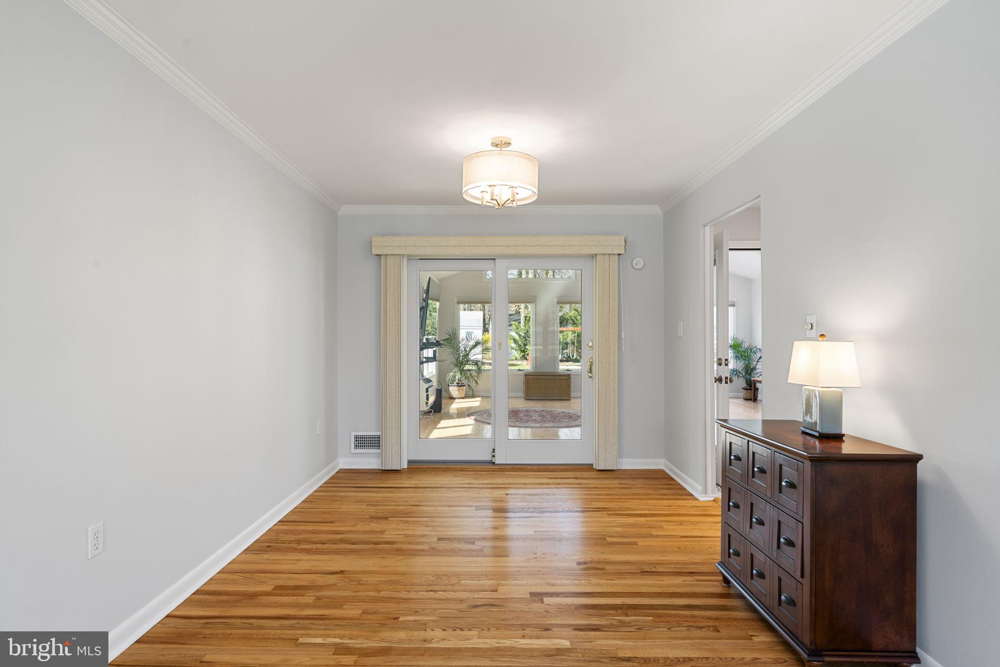 CANTERBURY WOODS - Residential