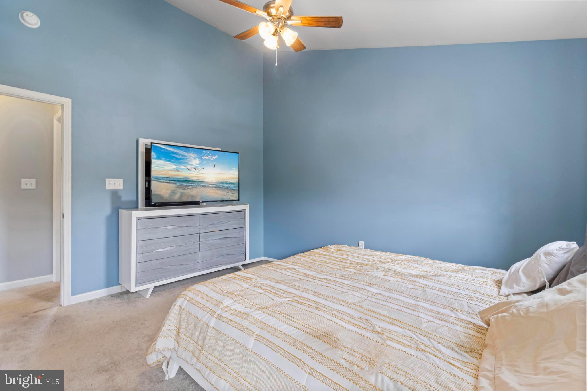 FAIRFIELD - Residential