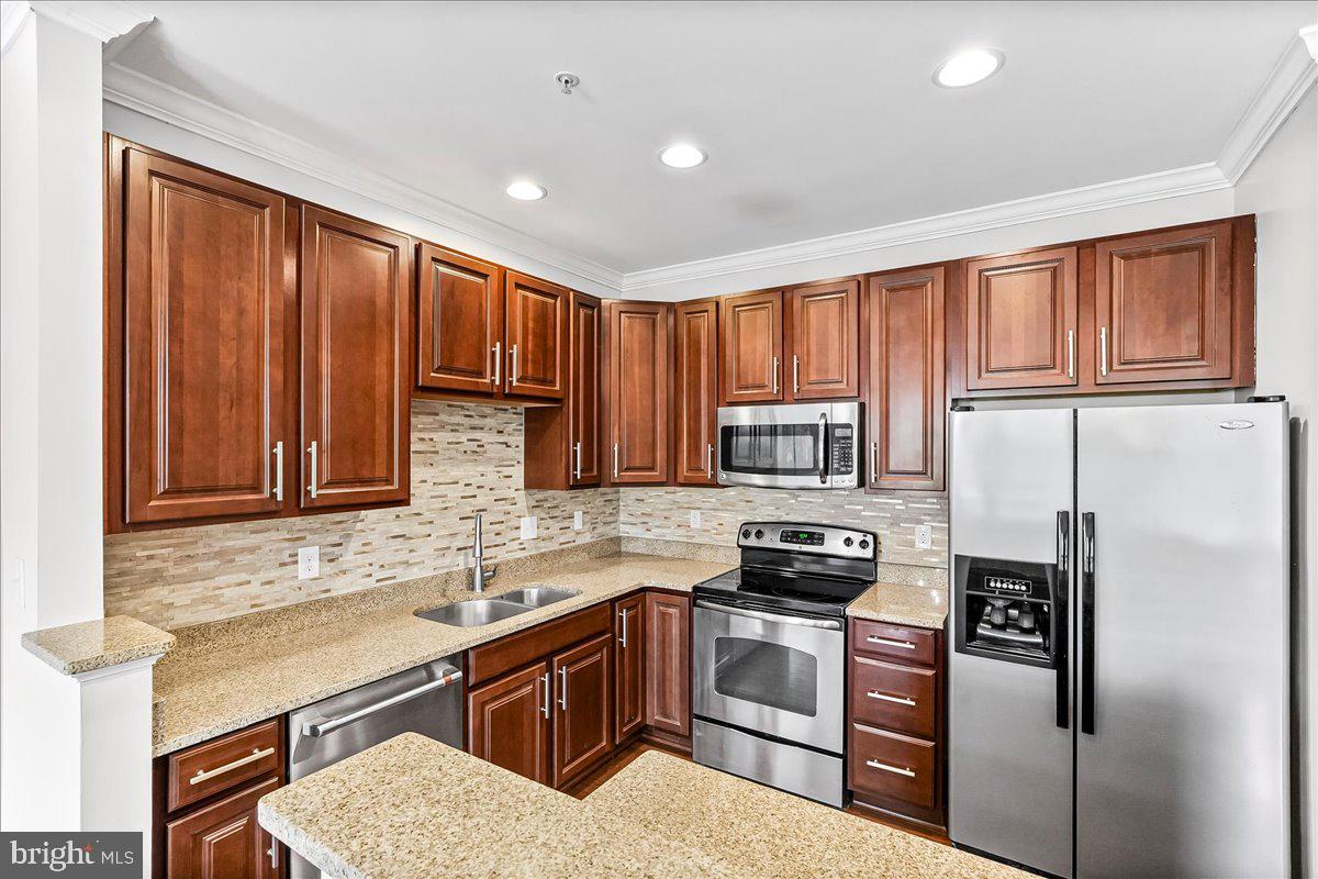 LINKS AT INNISCRONE - Residential