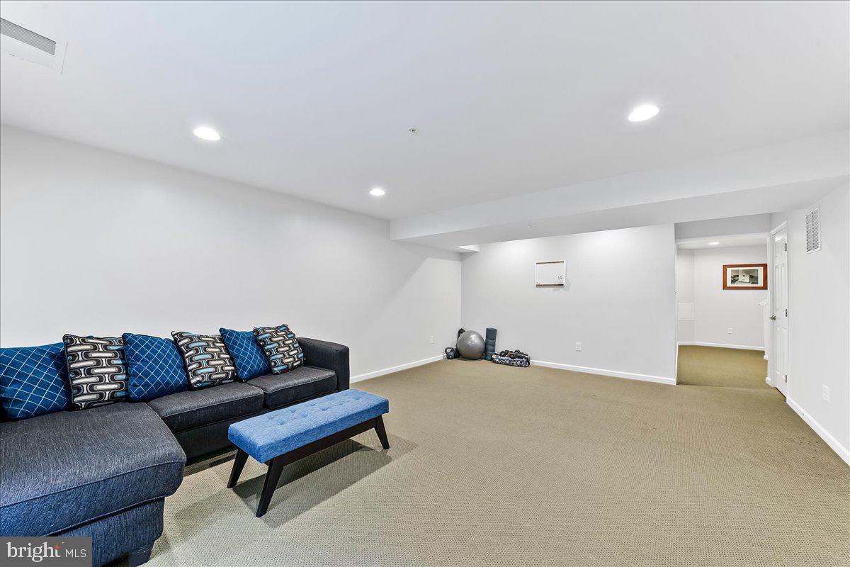 LINKS AT INNISCRONE - Residential