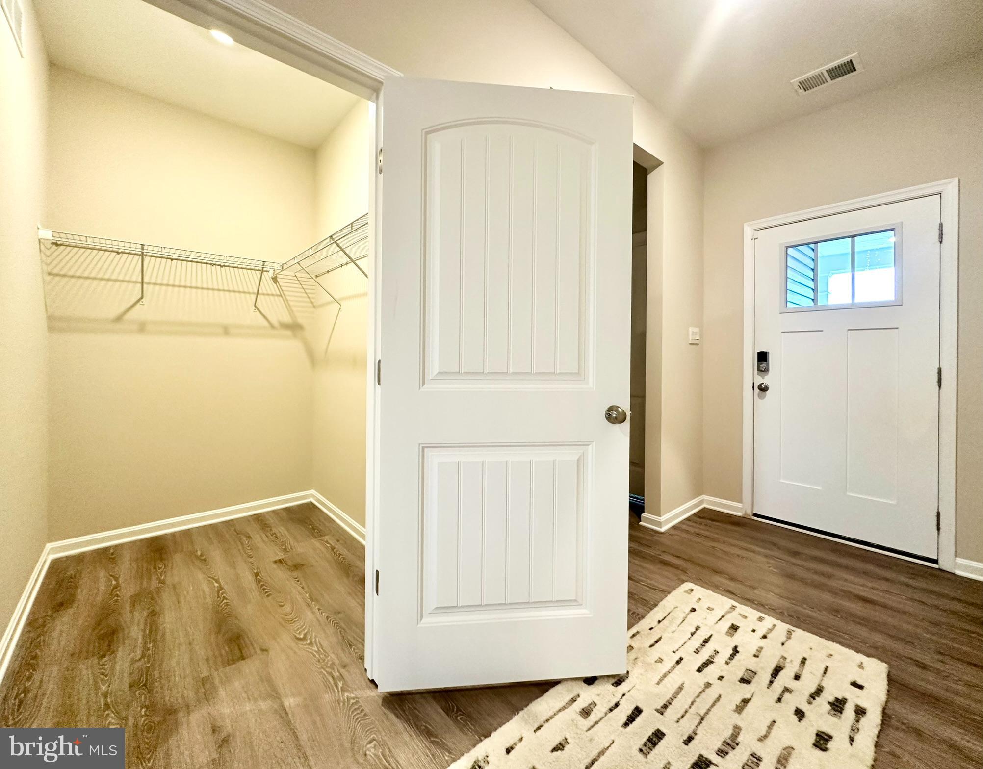 9103 GOLDEN POND COURT