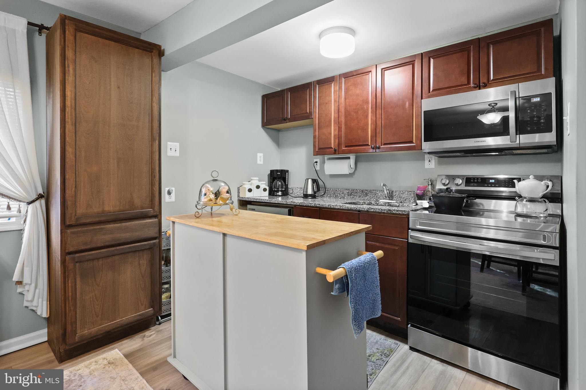 CROYDON - Residential