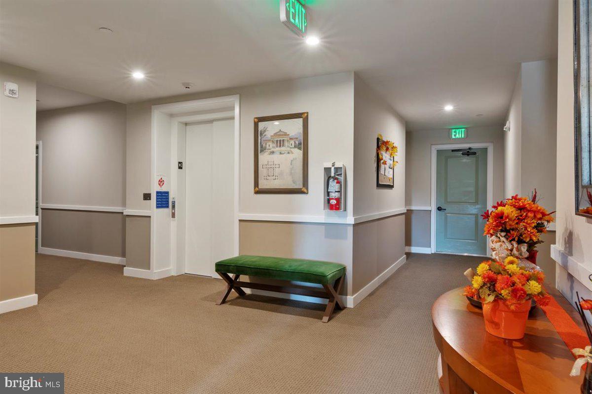 ELLICOTTS RETREAT - Residential