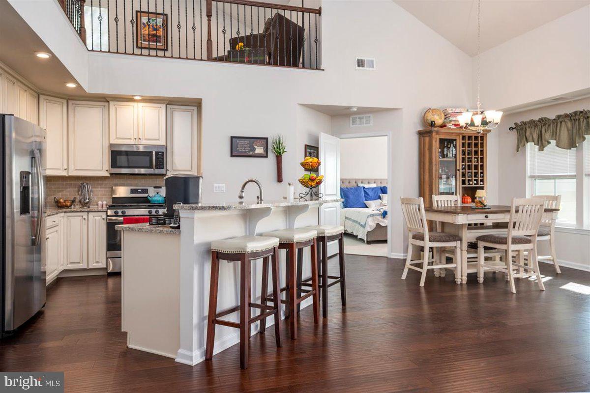 ELLICOTTS RETREAT - Residential