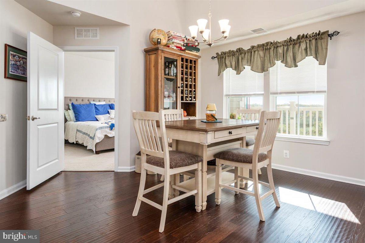 ELLICOTTS RETREAT - Residential